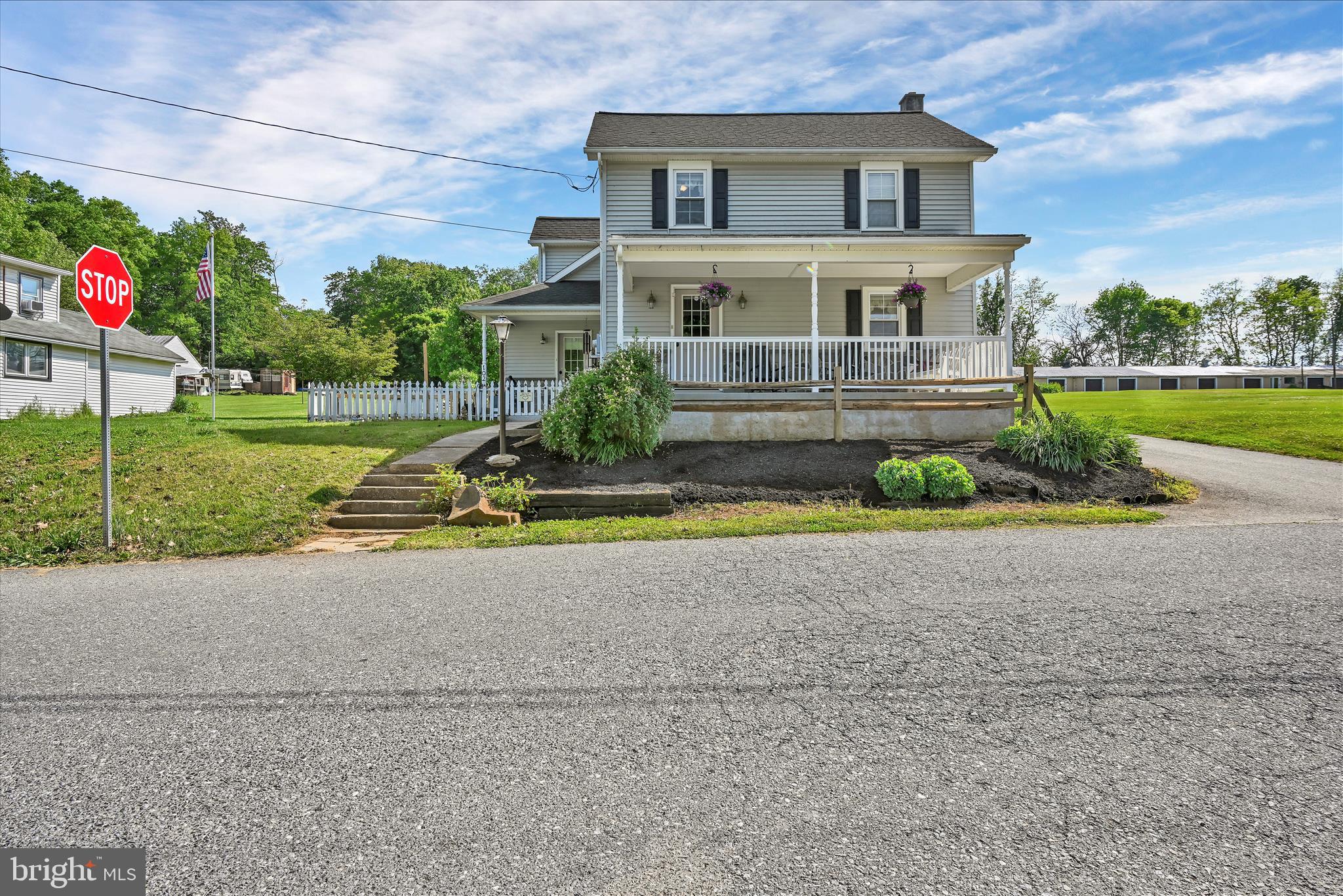 102 SHUMAKER ROAD