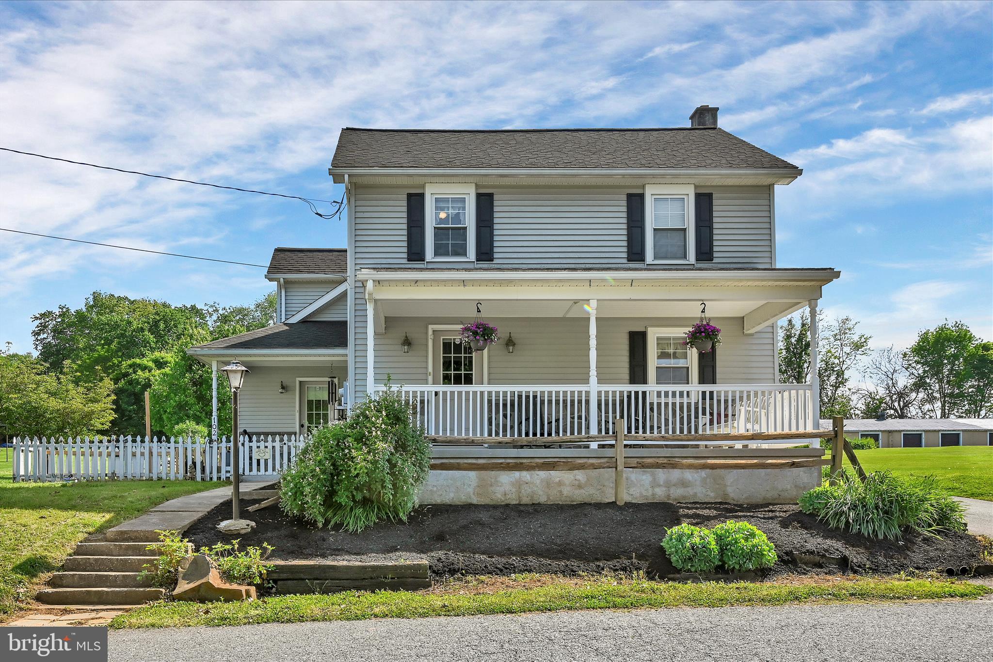 102 SHUMAKER ROAD