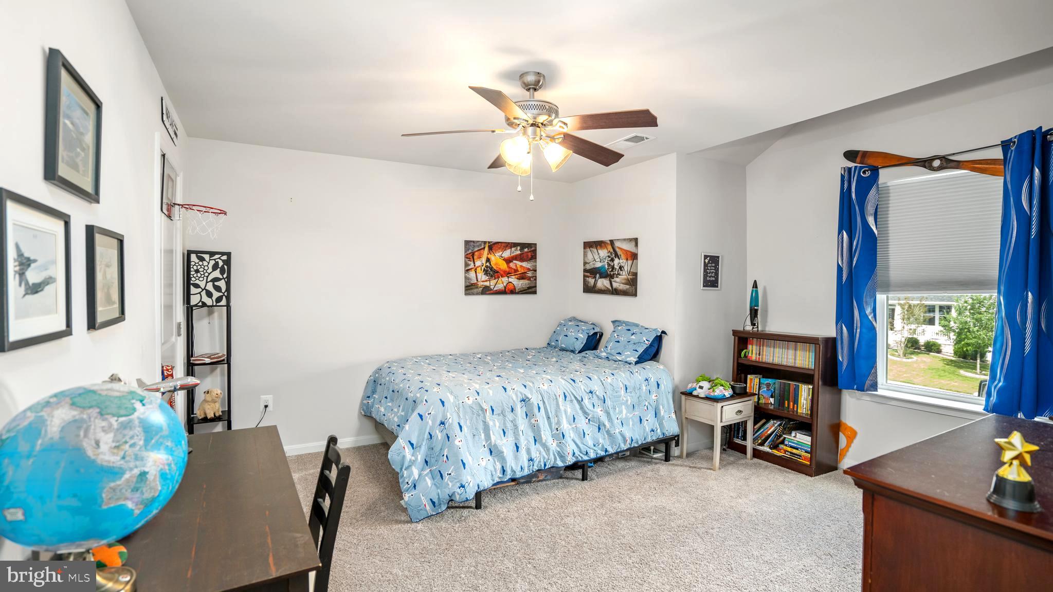 SHELTON WOODS - Residential