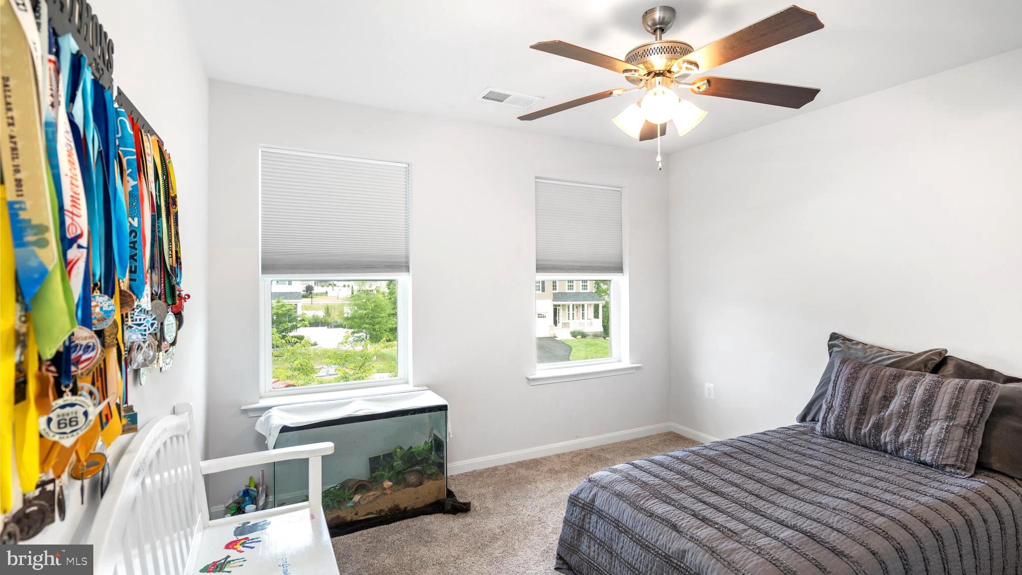 SHELTON WOODS - Residential