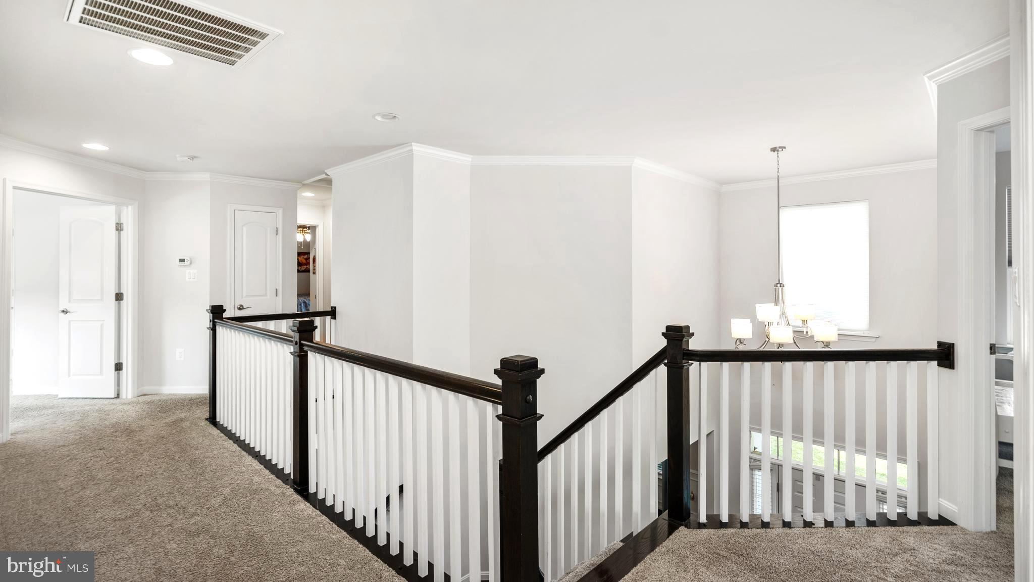 SHELTON WOODS - Residential