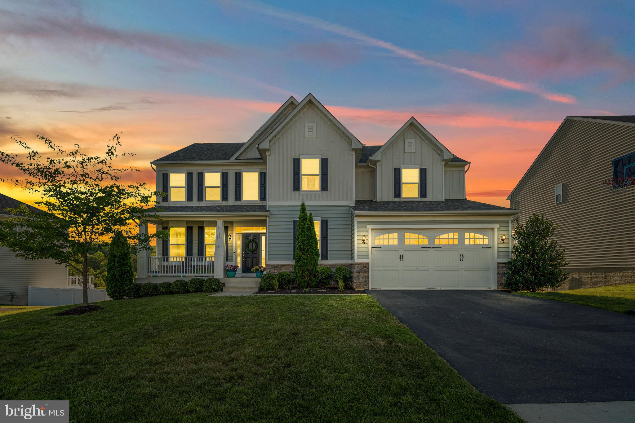 SHELTON WOODS - Residential