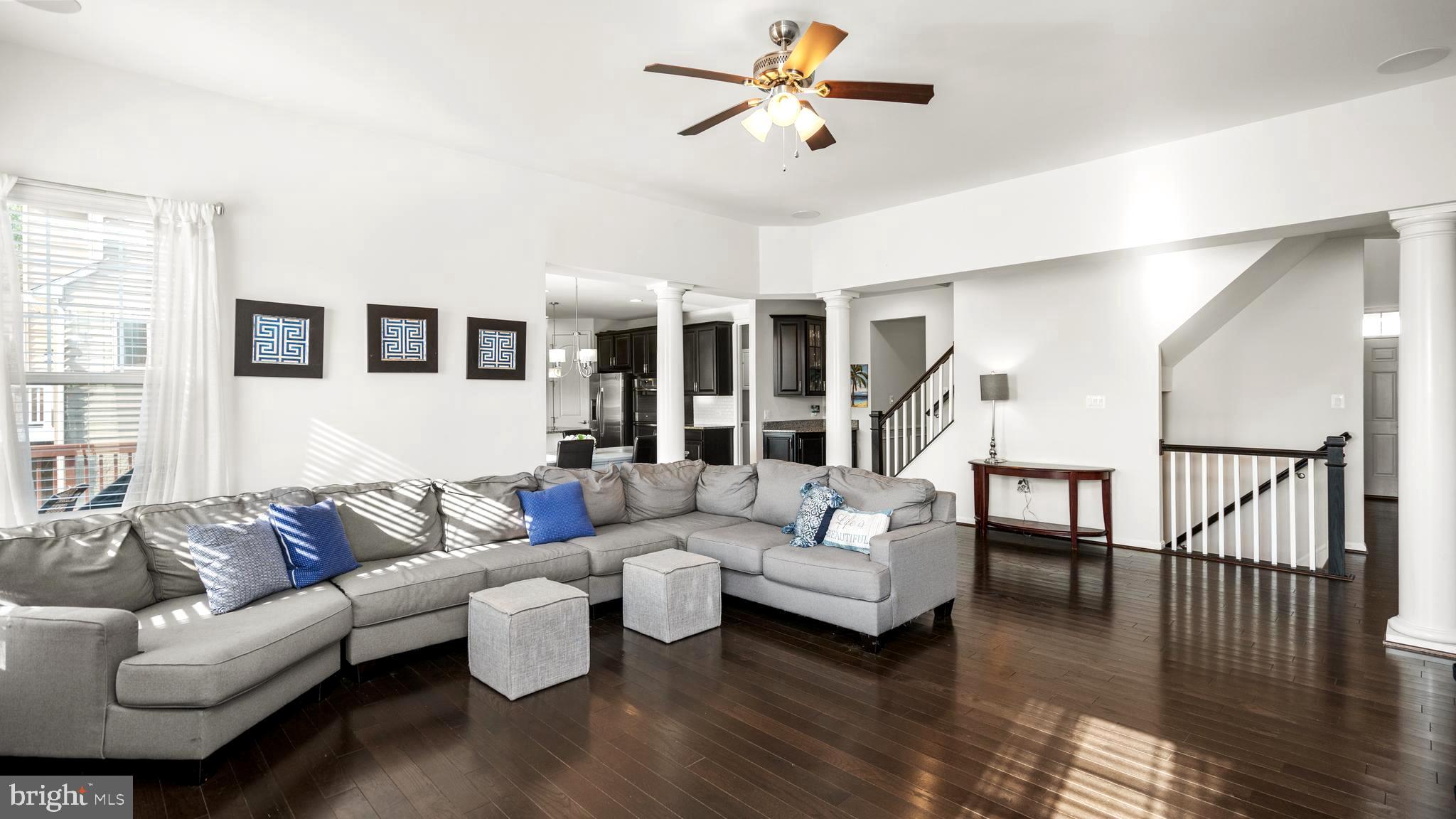 SHELTON WOODS - Residential