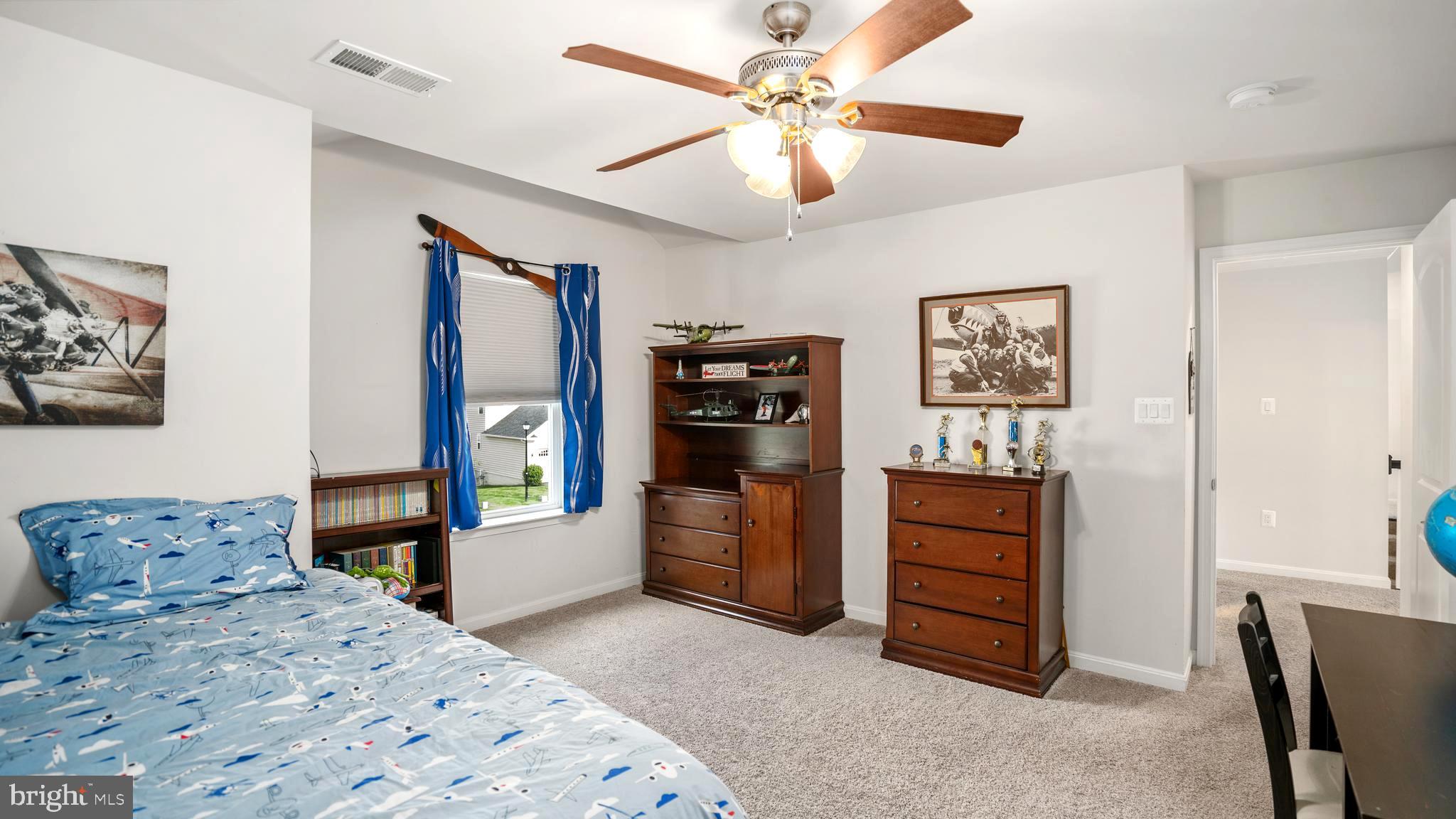 SHELTON WOODS - Residential