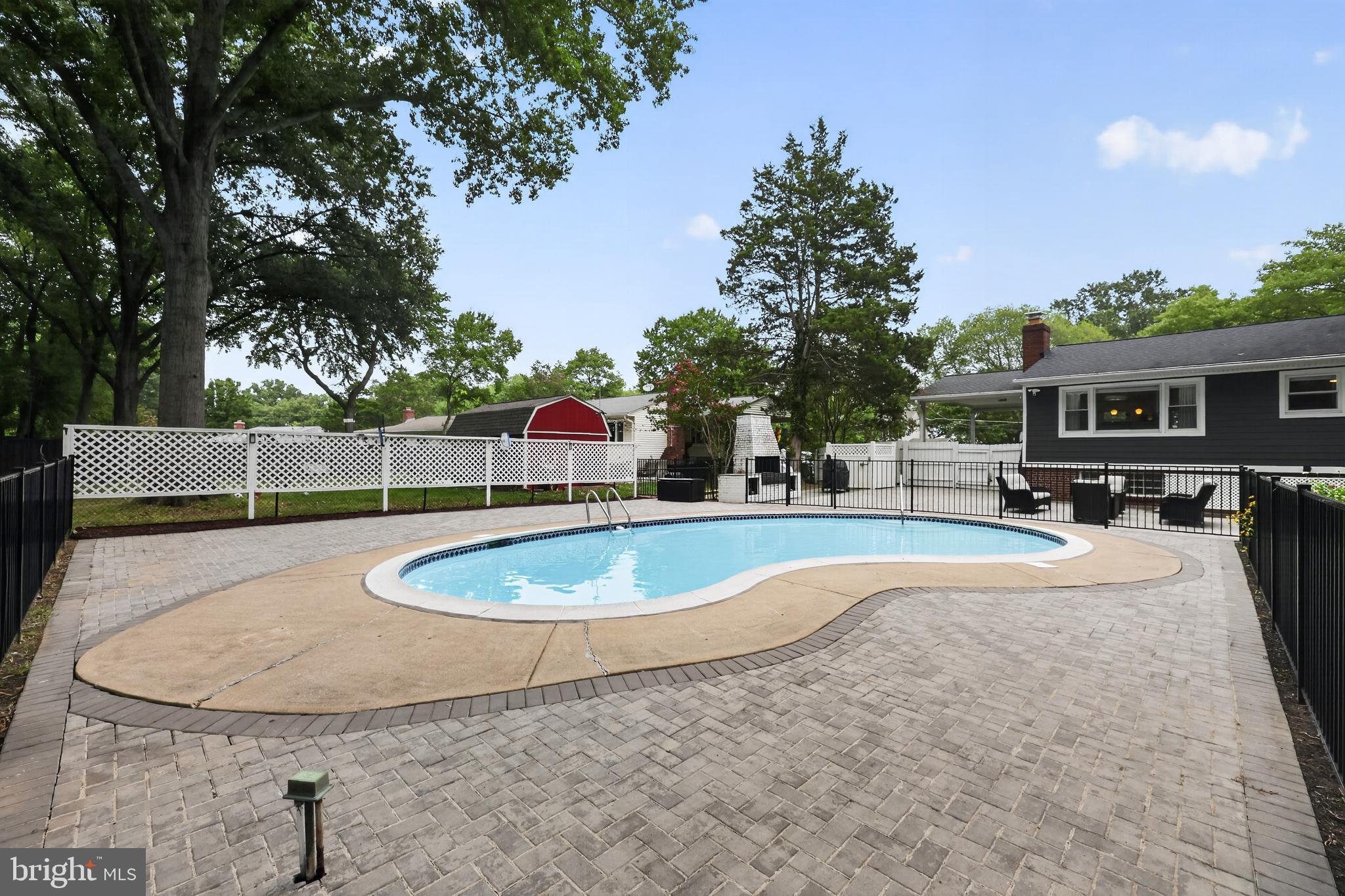8512 WAGON WHEEL ROAD