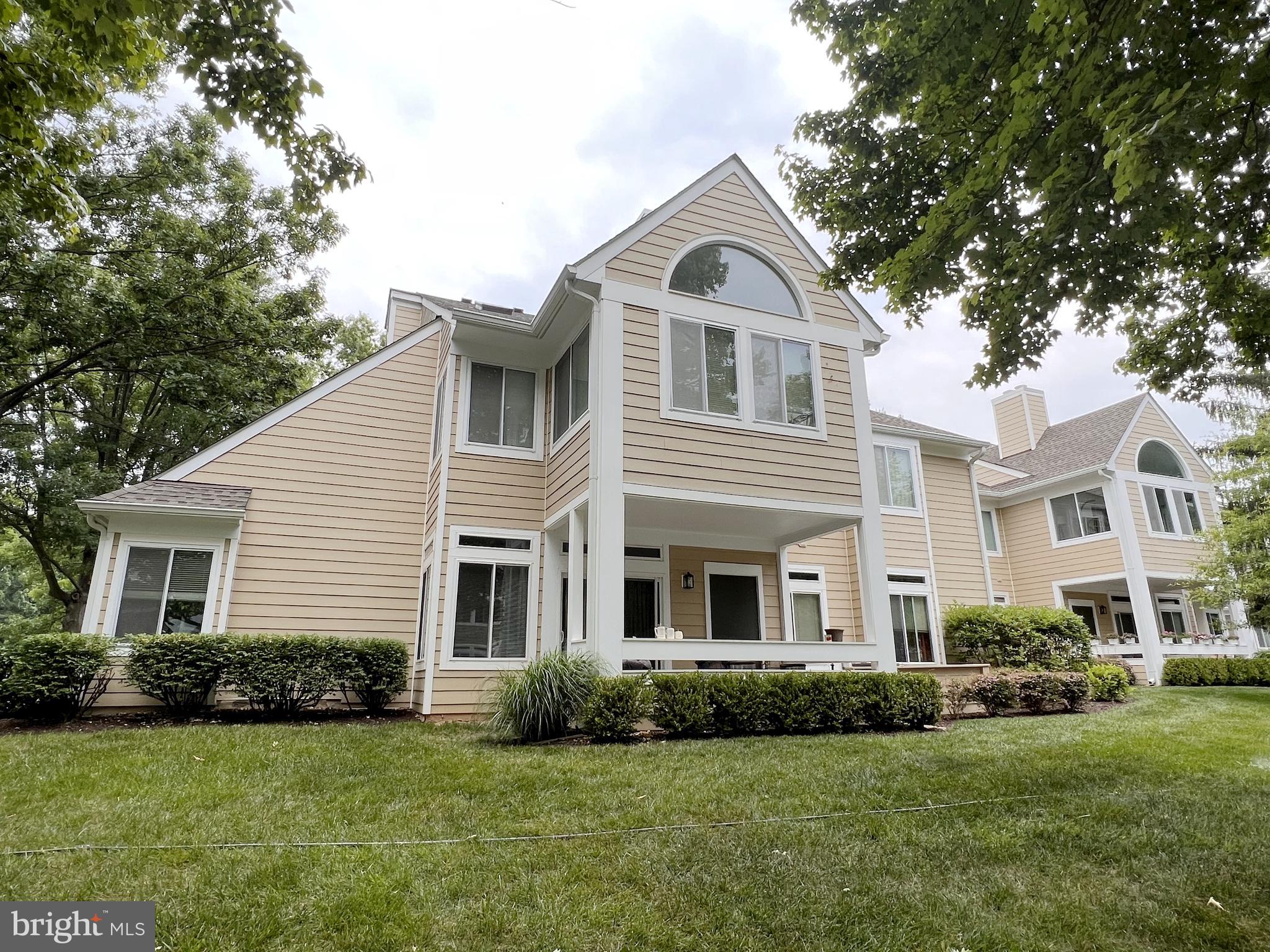 Beautiful 2BR, 2 BA , Premium lot with all the amenities virtually an extension of your backyard. Lovely patio seating and BBQ area by the pool, clubhouse with tennis court and pool. Bathroom renovated with a new toilet and new fixtures. Upgraded kitchen countertop with stainless steel appliances. Fashionable vinyl hardwood floors throughout living, dining ,kitchen, laundry room and bedroom. Restrooms have ceramic tile floors. Gated community - 1 assigned parking spot conveys with additional parking pass for visitor. Fairfax Connector(bus) in the back of the property. Walking distance to restaurants, Safeway, T.J Max and cinema ( Fairfax Town center) , Minutes drive to Target, Walmart, Costco, Home depot, Whole Foods grocery, etc. Easy access to Rt. 66 & Rt. 50. Online application with two recent pay stubs and copy of driver's license.