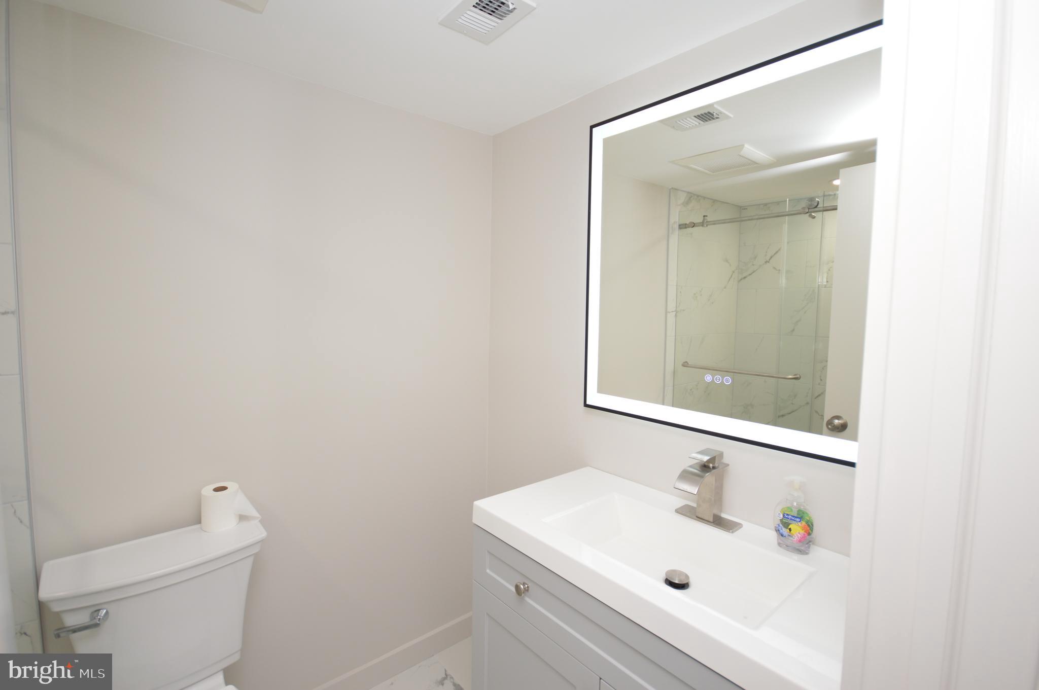 OCCOQUAN RIDGE - Residential Lease