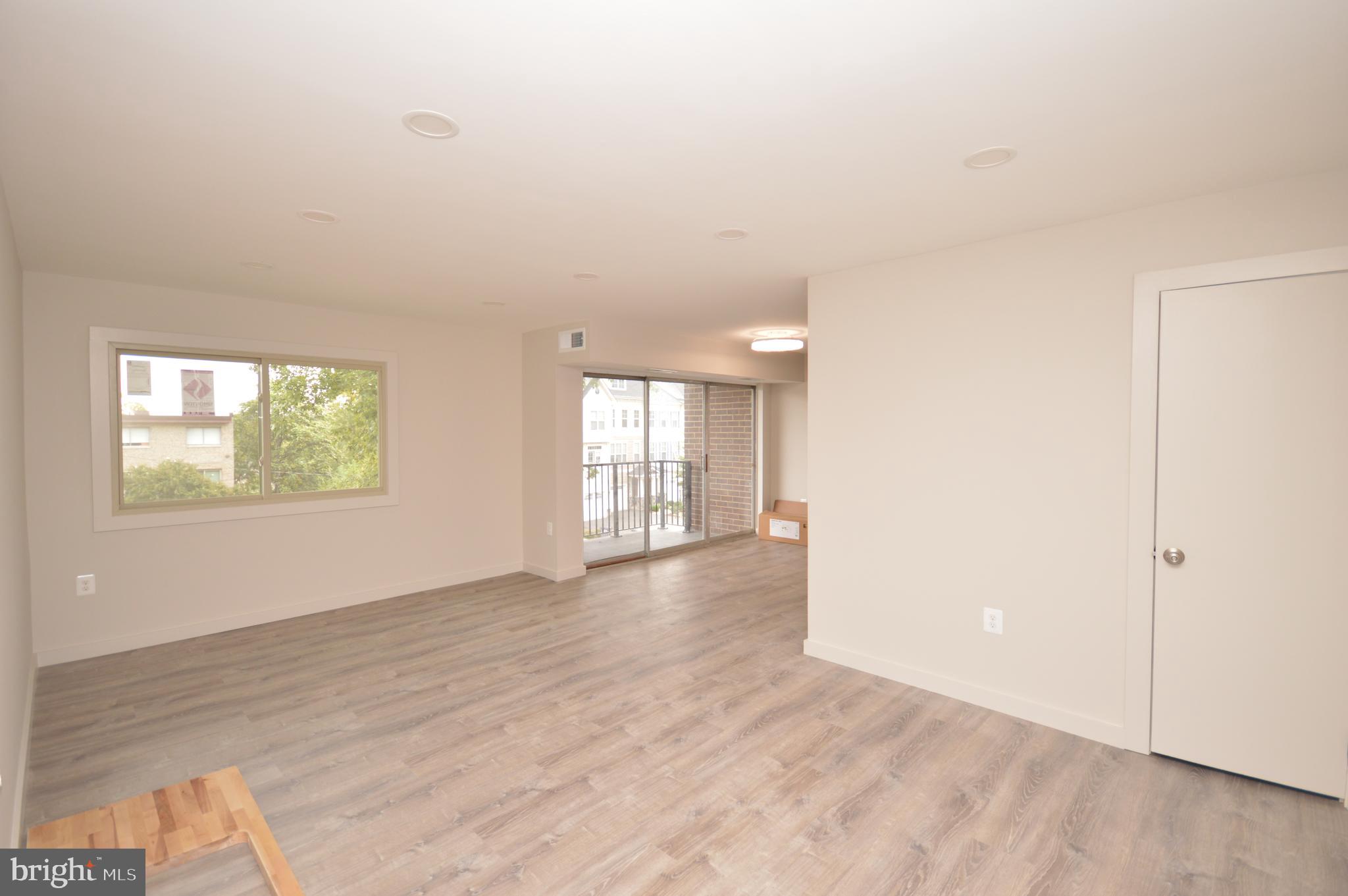 OCCOQUAN RIDGE - Residential Lease