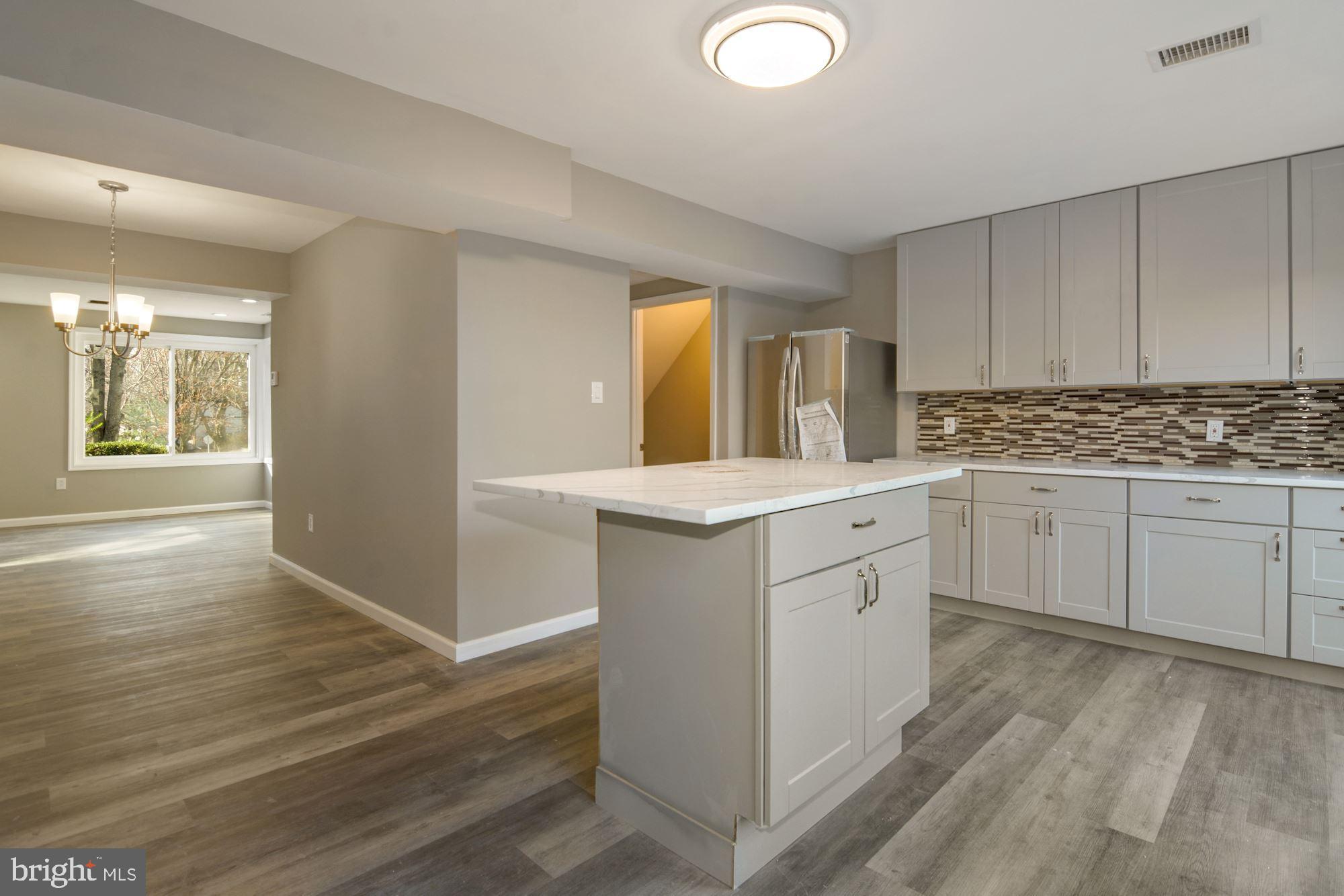 OAKLAND MILLS - Residential