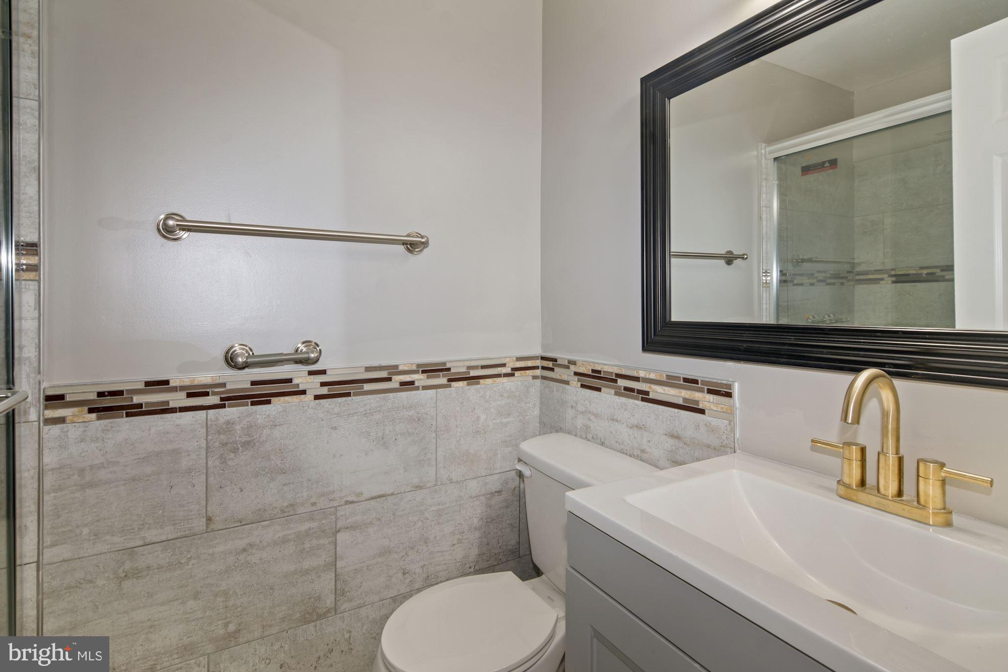 OAKLAND MILLS - Residential