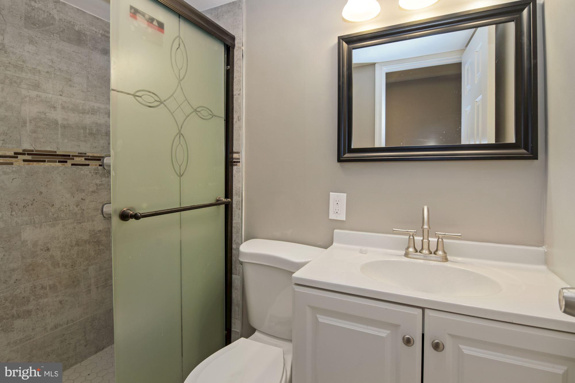 OAKLAND MILLS - Residential