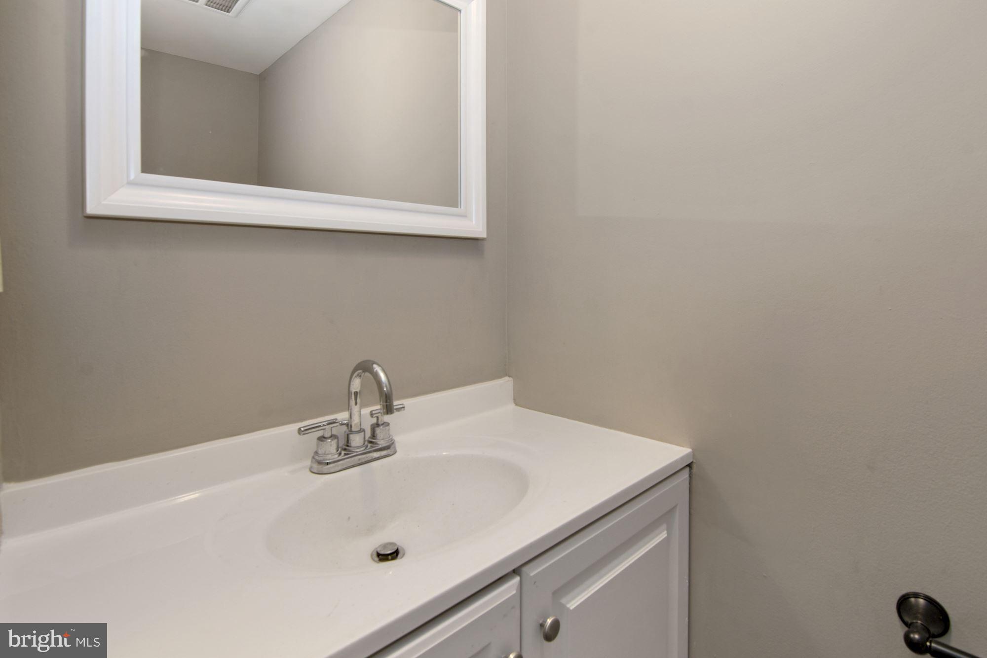 OAKLAND MILLS - Residential