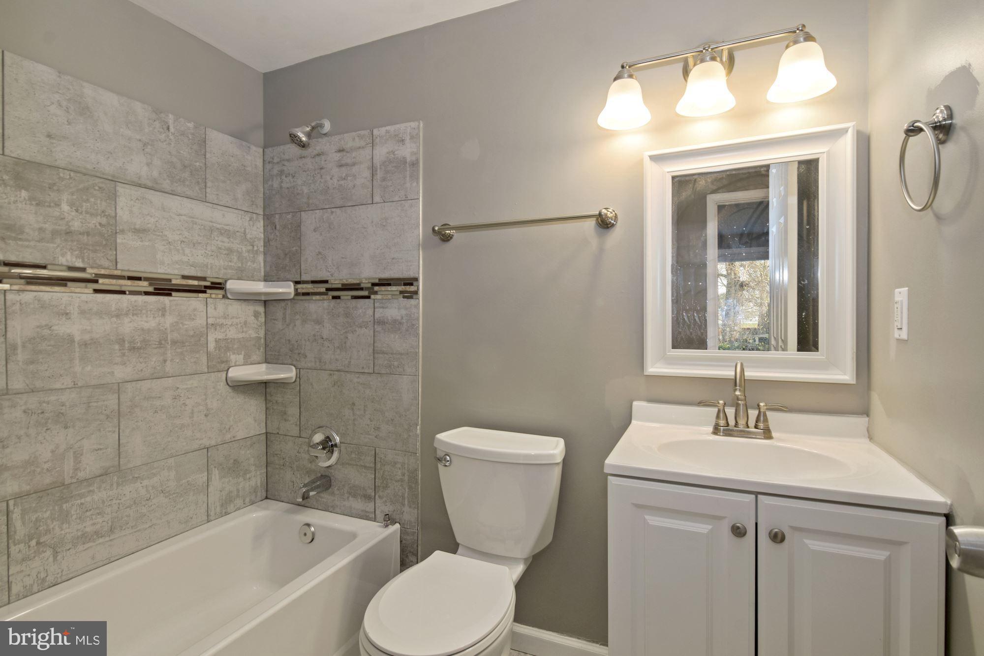 OAKLAND MILLS - Residential