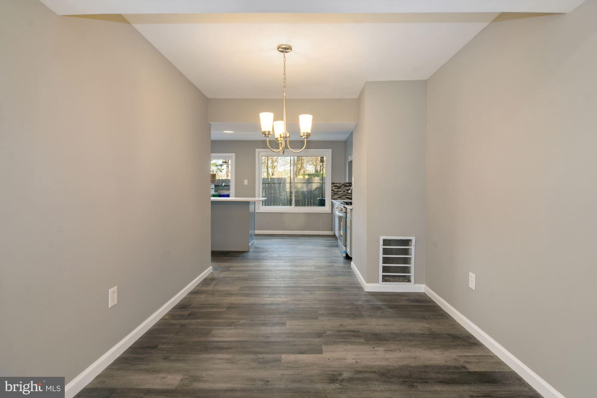 OAKLAND MILLS - Residential