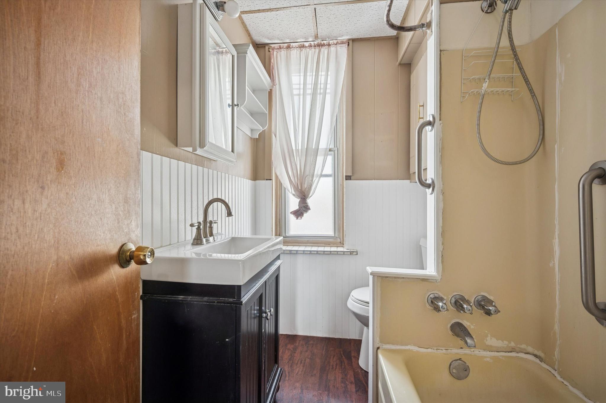 TACONY - Residential