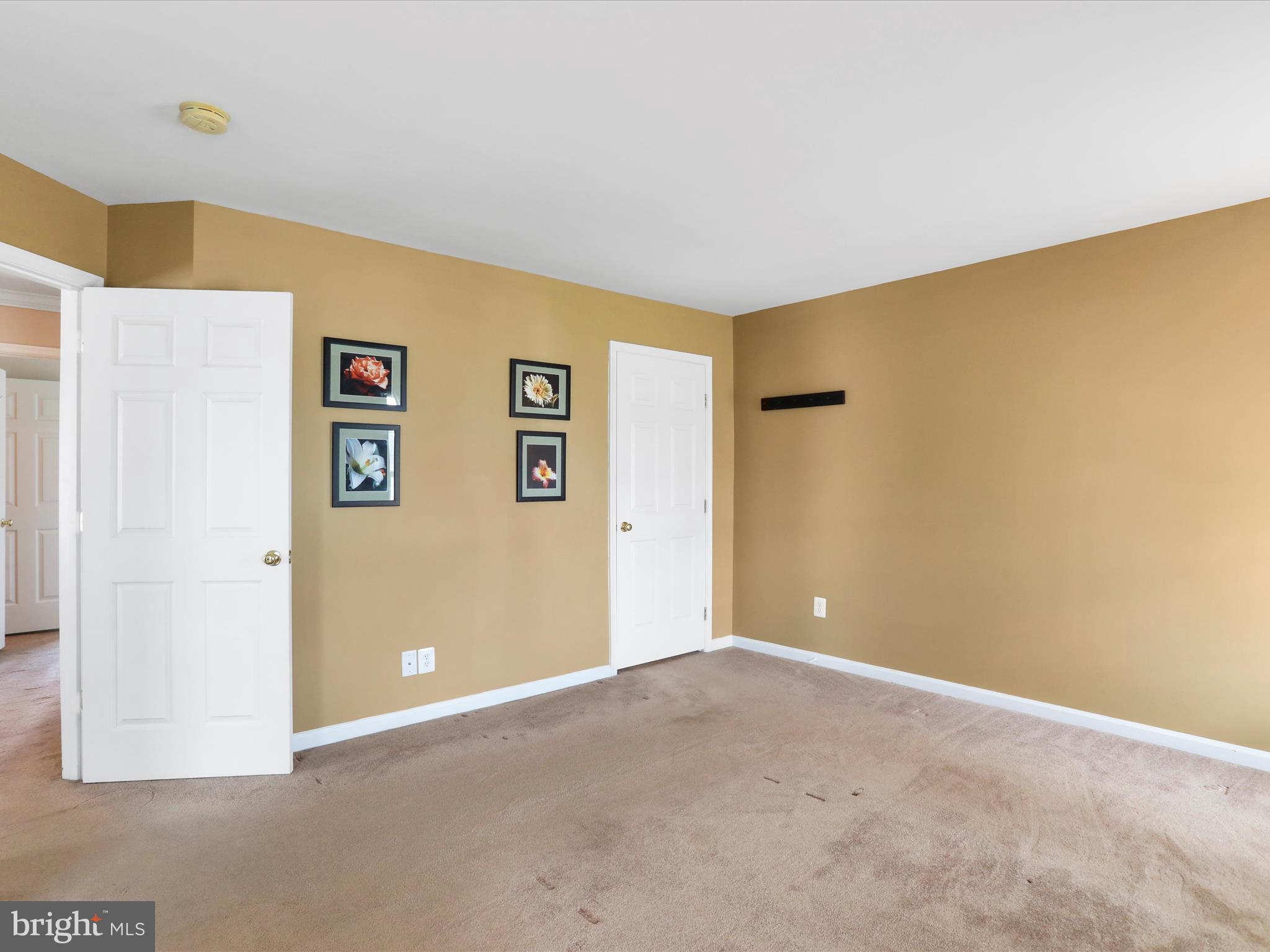 LAKELAND PLACE - Residential