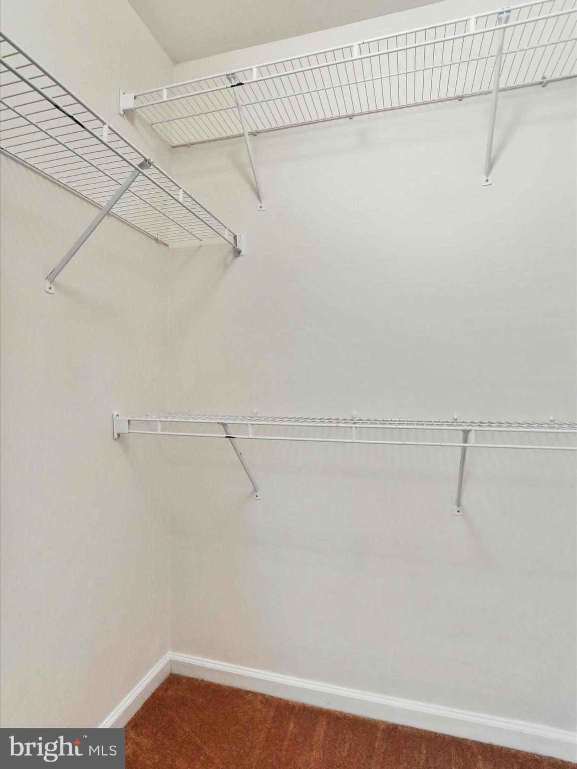 LAKELAND PLACE - Residential