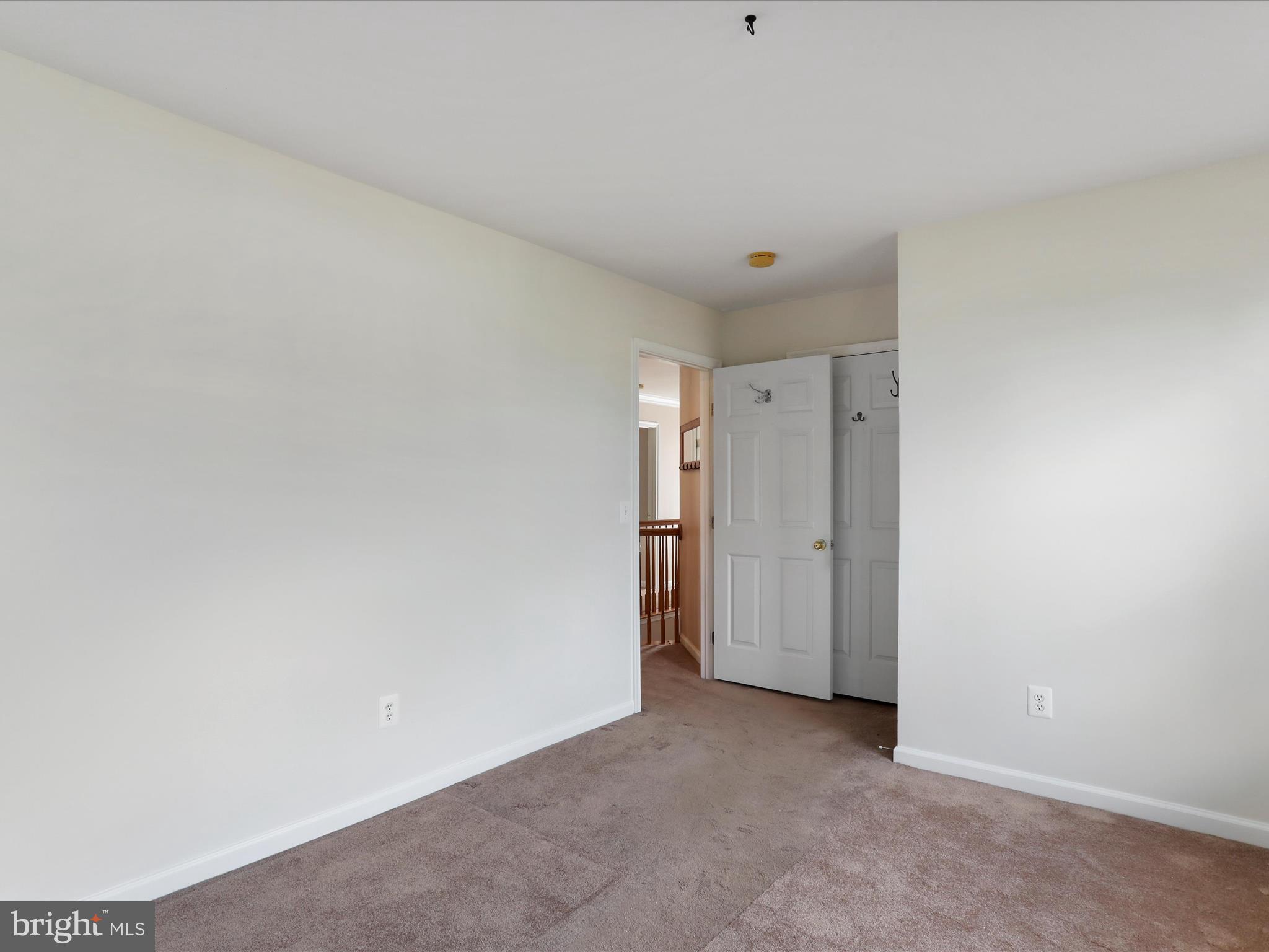 LAKELAND PLACE - Residential