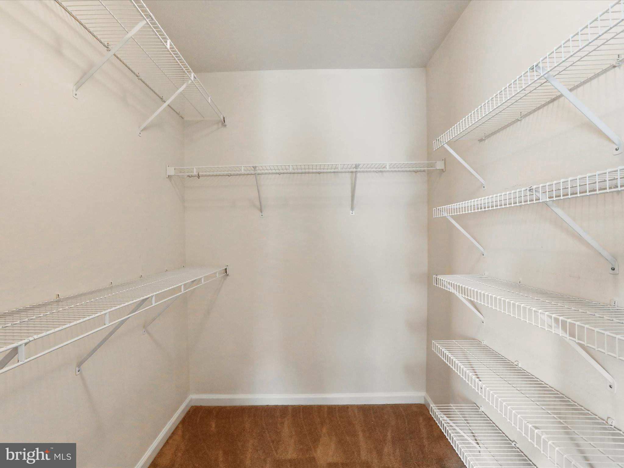 LAKELAND PLACE - Residential