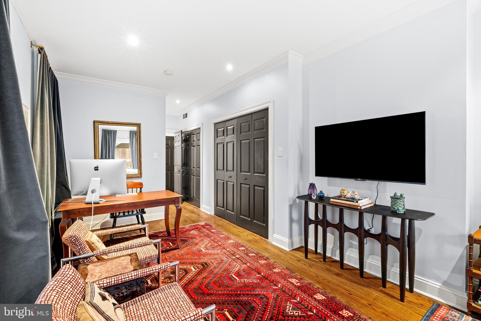 RITTENHOUSE SQUARE - Residential