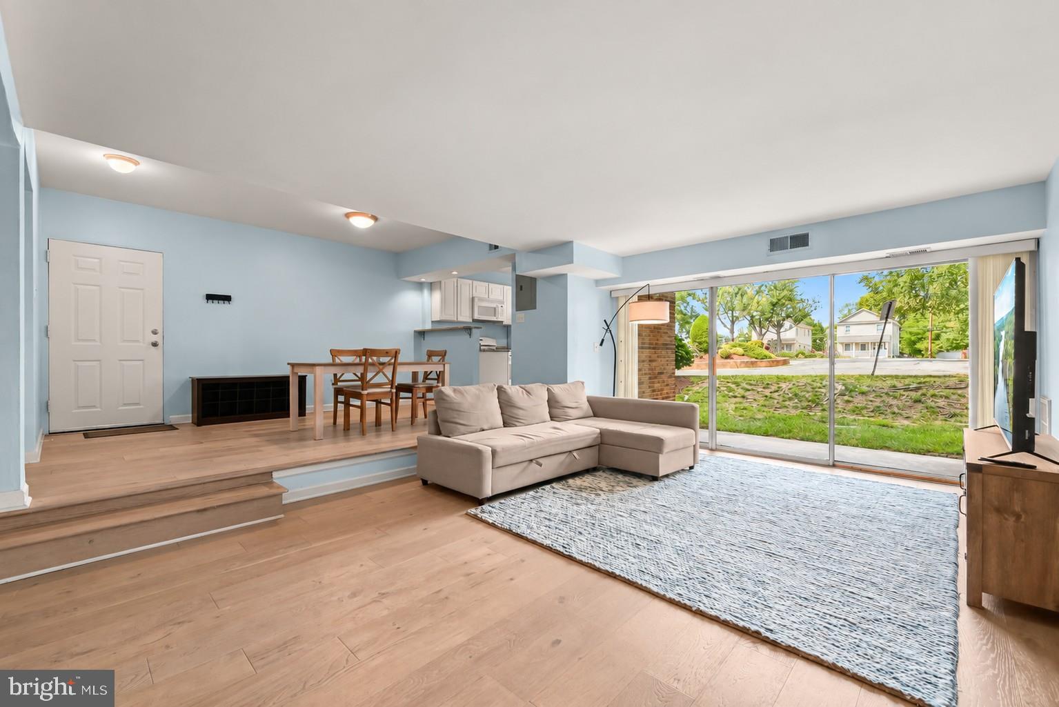 4709 TECUMSEH STREET 101