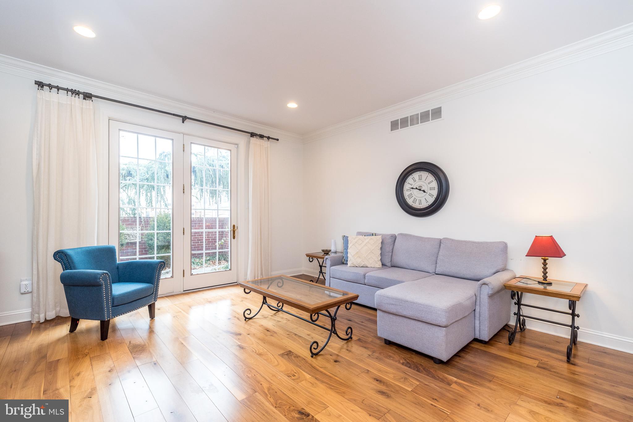 BELLE AIRE - Residential