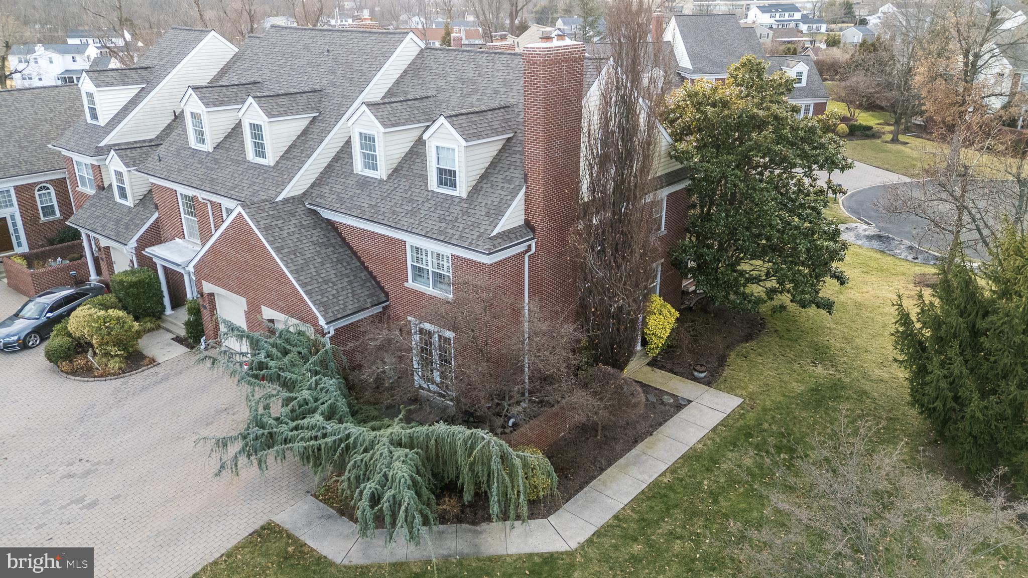 BELLE AIRE - Residential