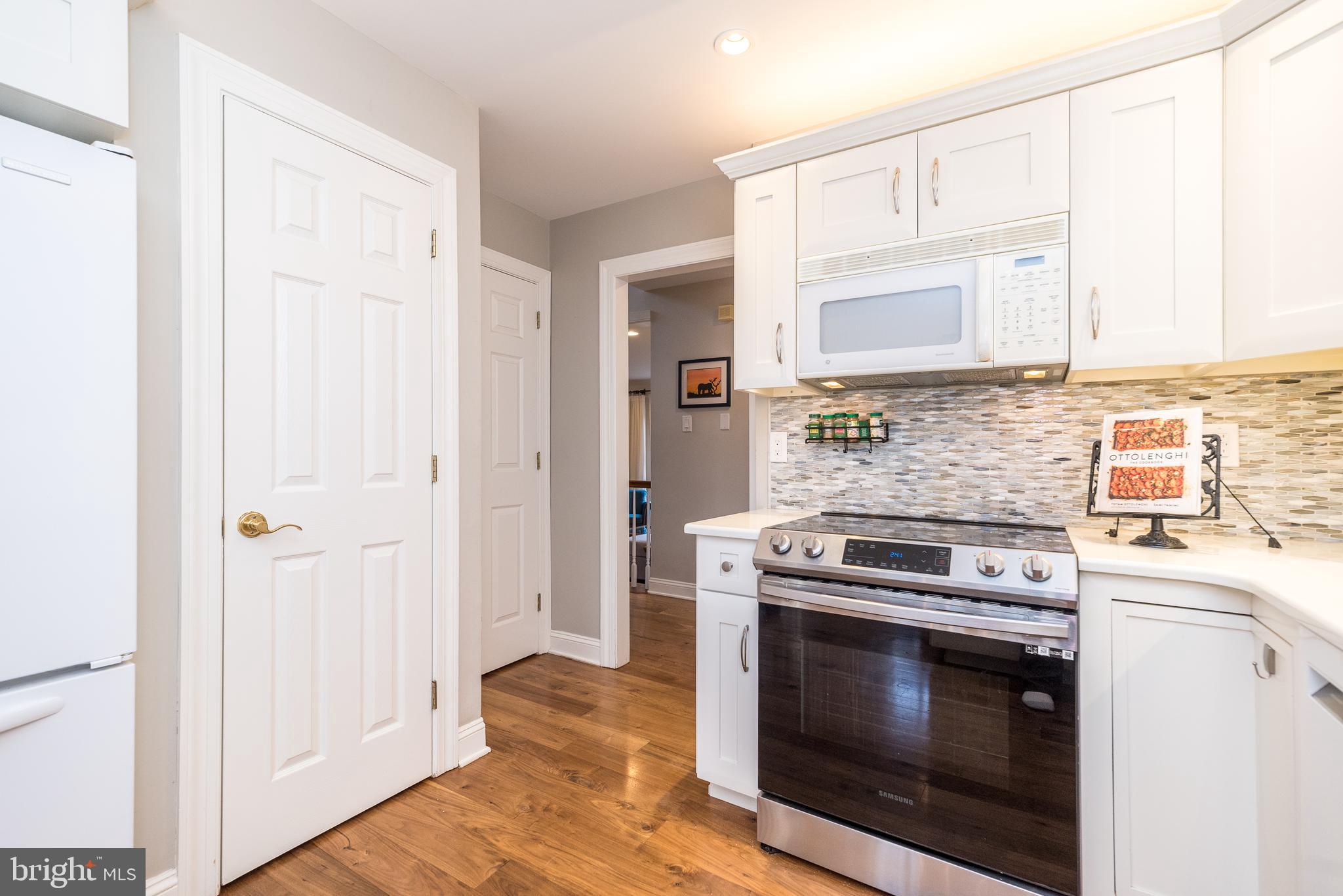 BELLE AIRE - Residential