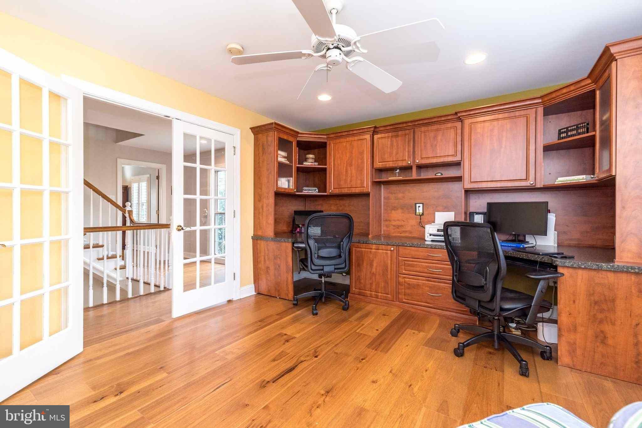 BELLE AIRE - Residential