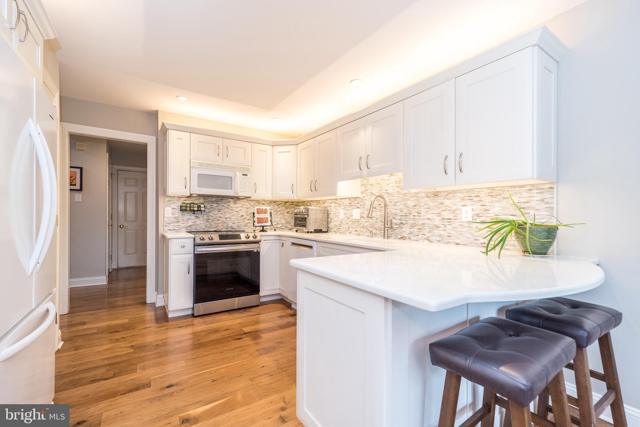 BELLE AIRE - Residential