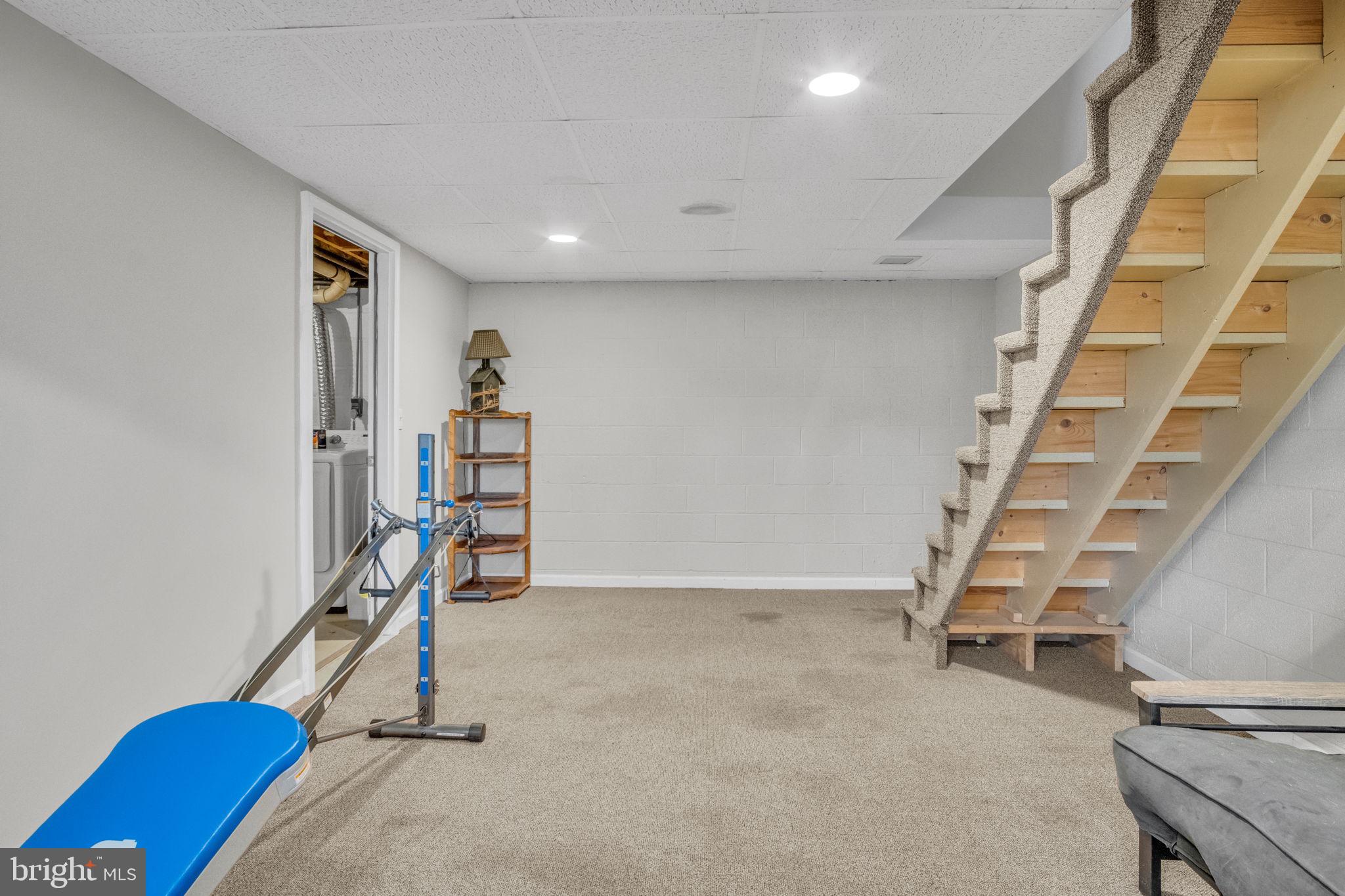 NORTH MIDDLETON - Residential