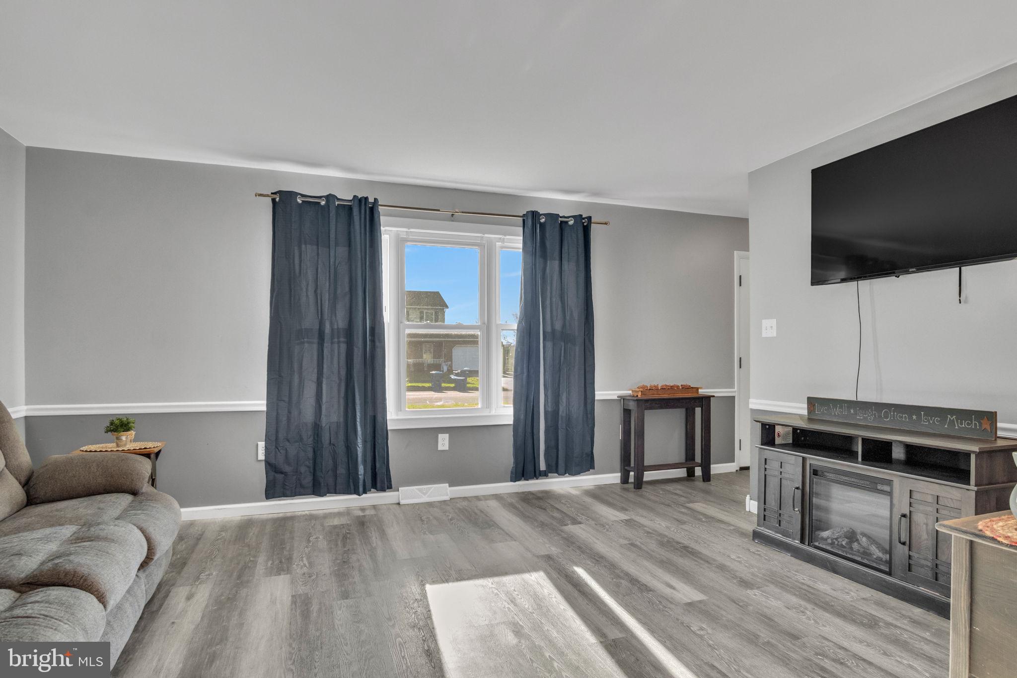 NORTH MIDDLETON - Residential