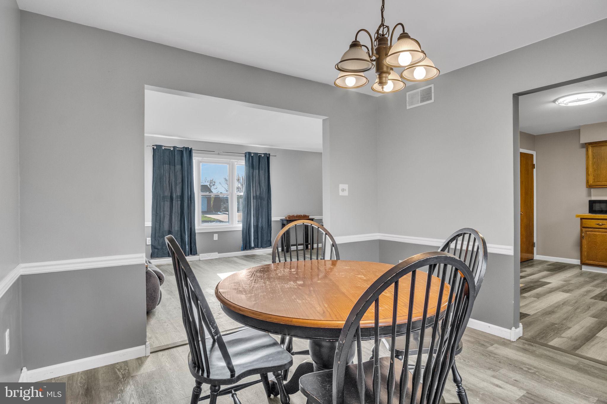 NORTH MIDDLETON - Residential