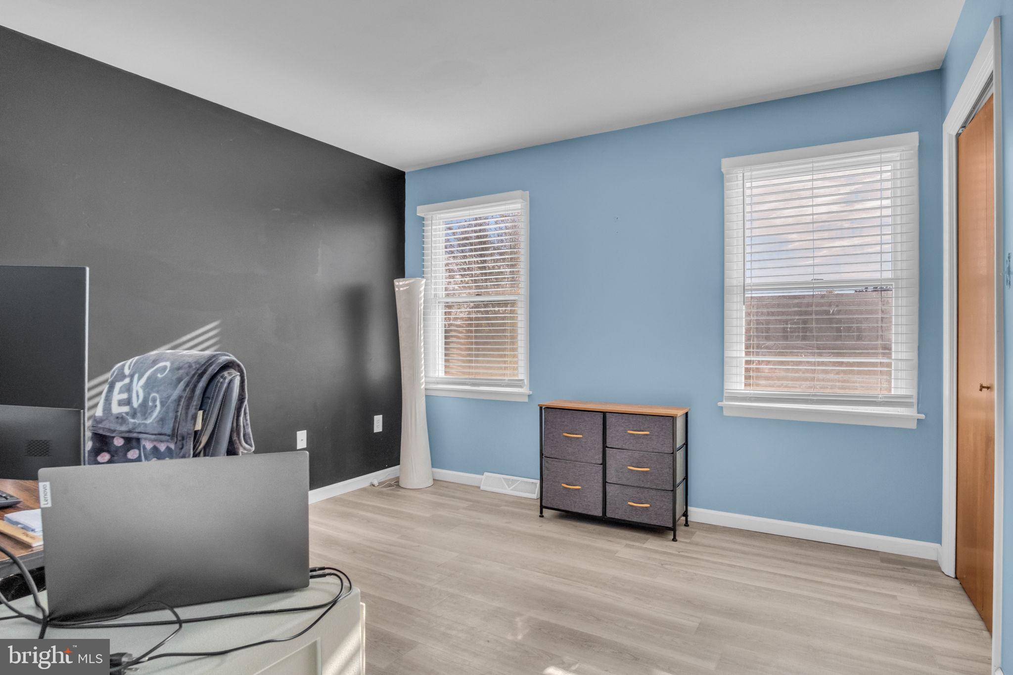 NORTH MIDDLETON - Residential