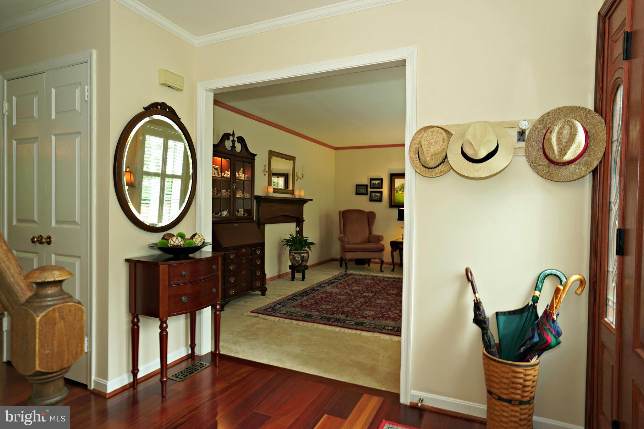 LAKEWOOD HILLS - Residential