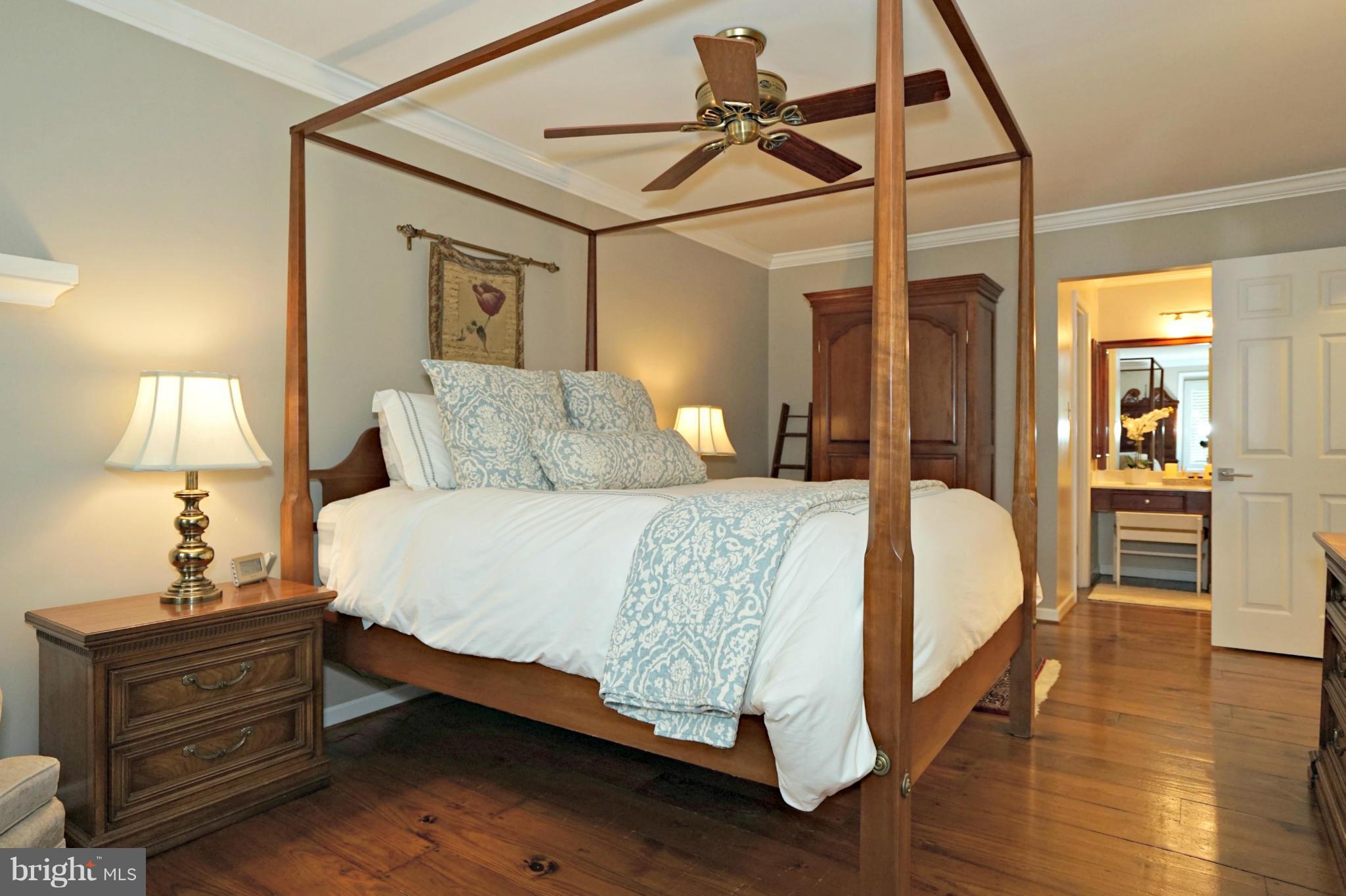 LAKEWOOD HILLS - Residential