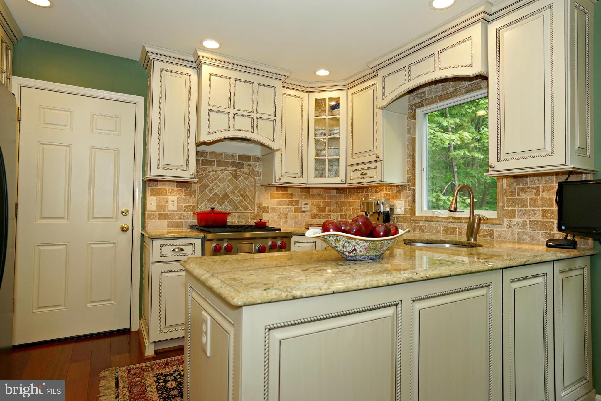 LAKEWOOD HILLS - Residential