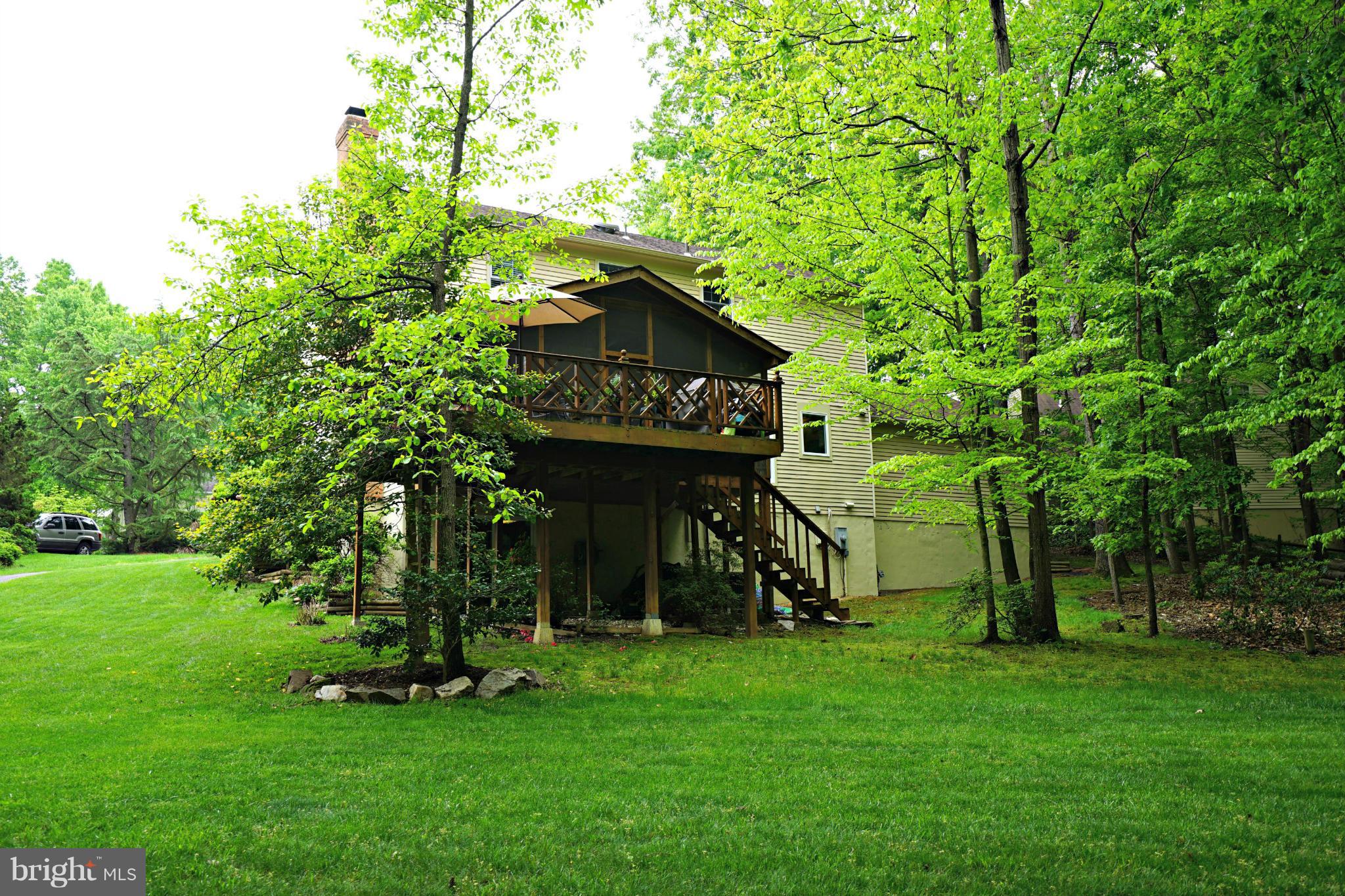 LAKEWOOD HILLS - Residential