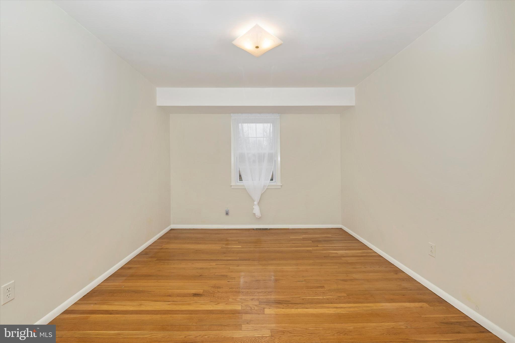 ORCHARD HILLS - Residential