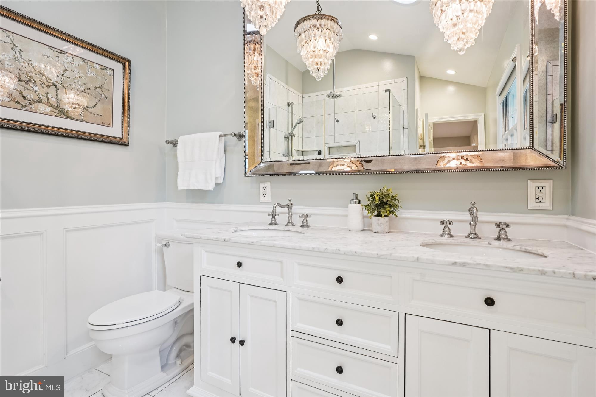 HOLLINDALE - Residential