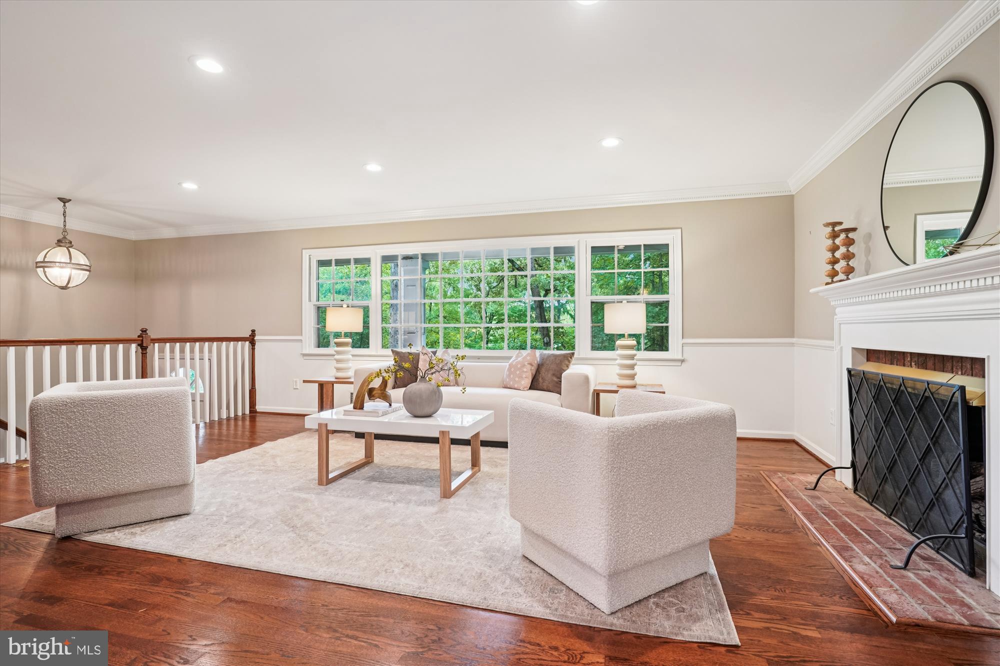 HOLLINDALE - Residential