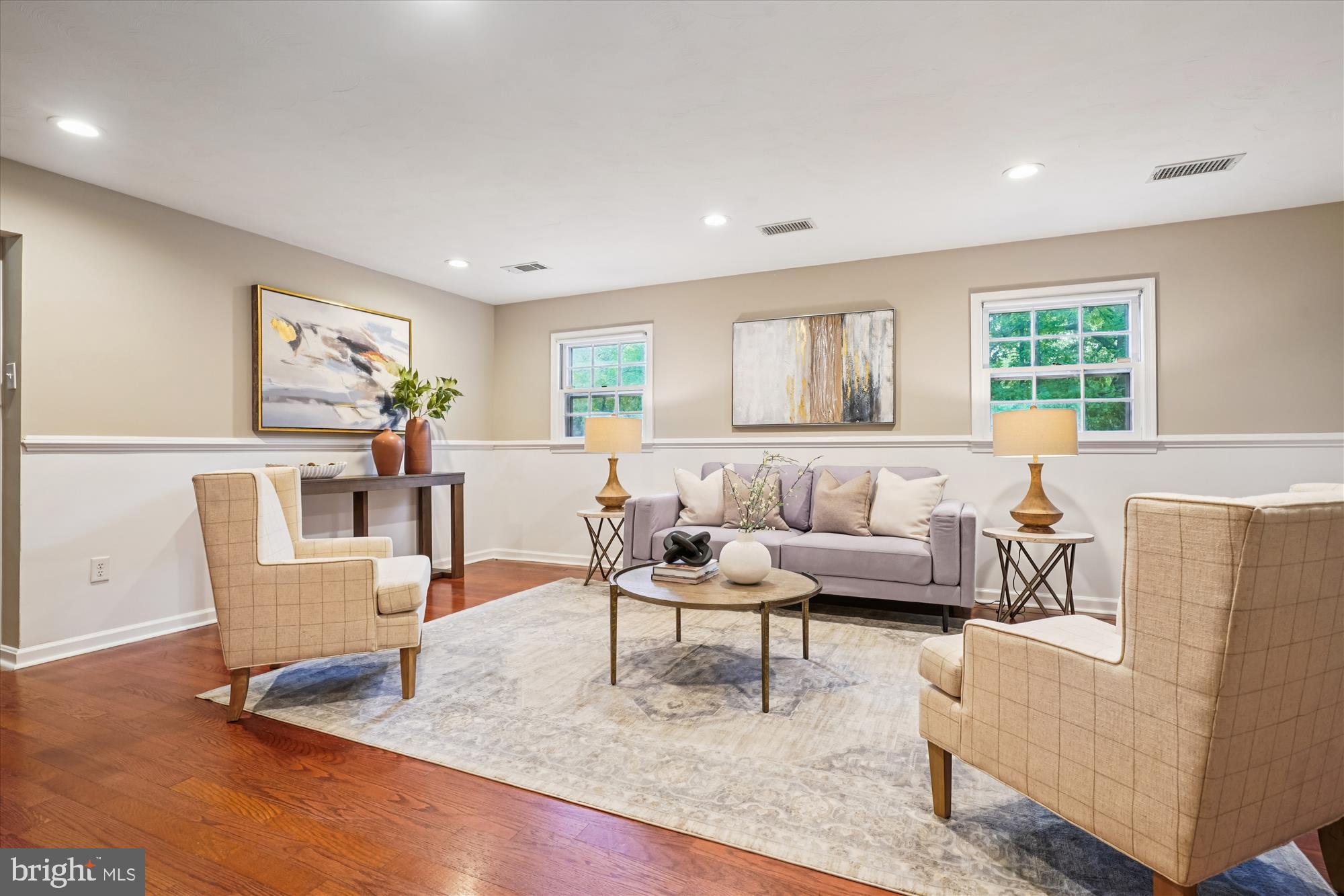 HOLLINDALE - Residential