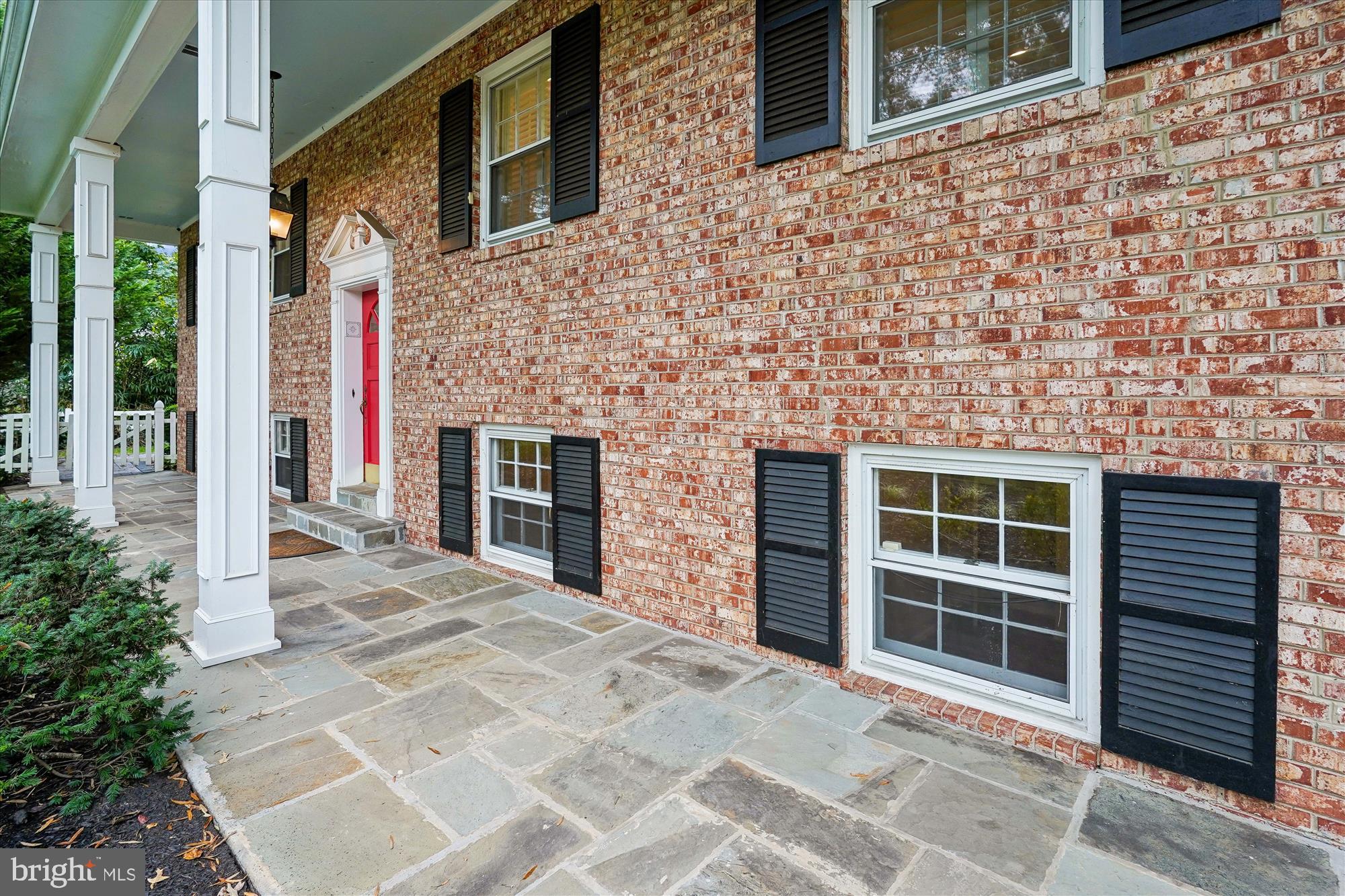 HOLLINDALE - Residential