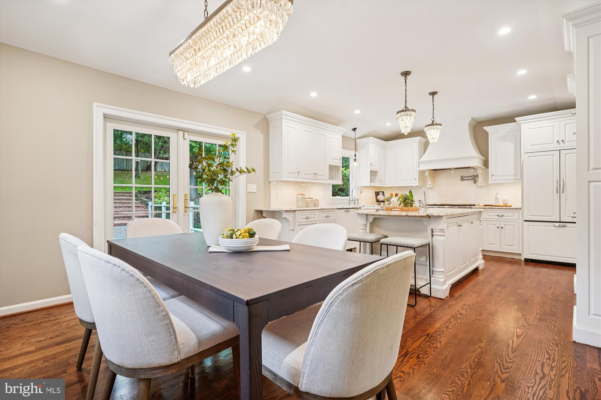 HOLLINDALE - Residential