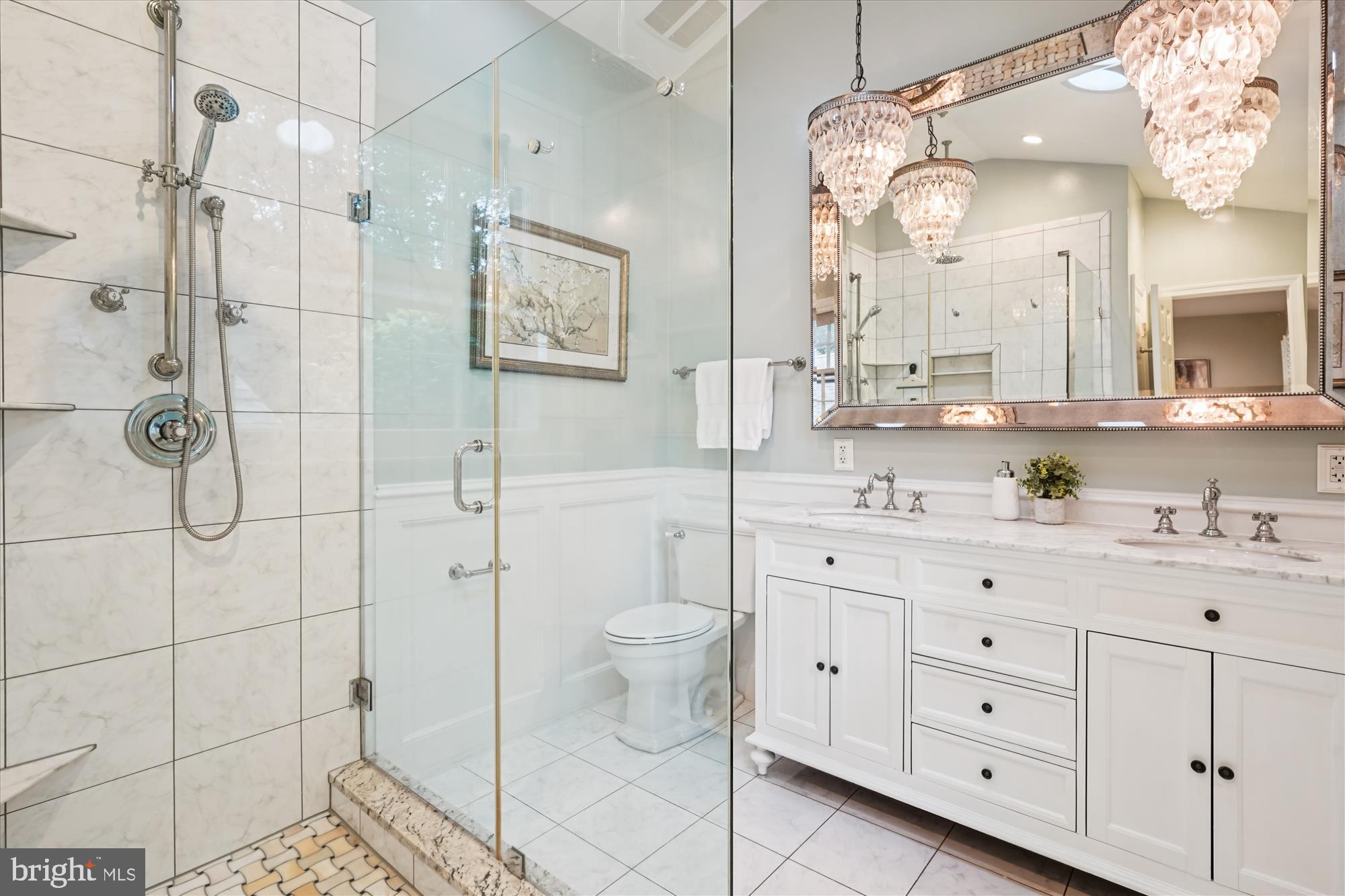 HOLLINDALE - Residential