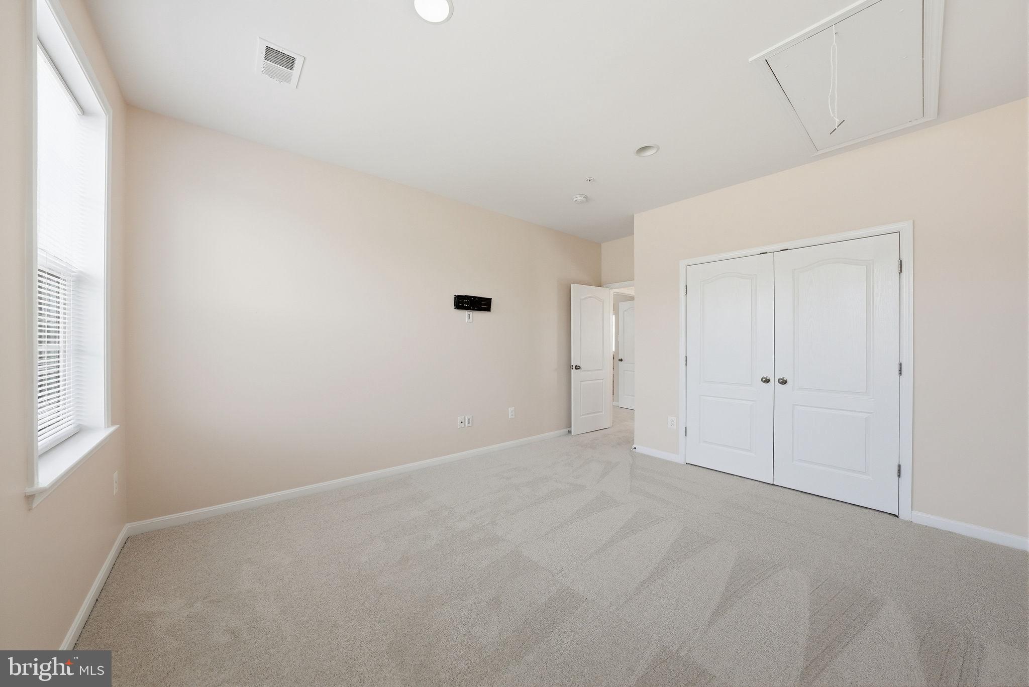 FORT WASHINGTON ACRES-PL - Residential