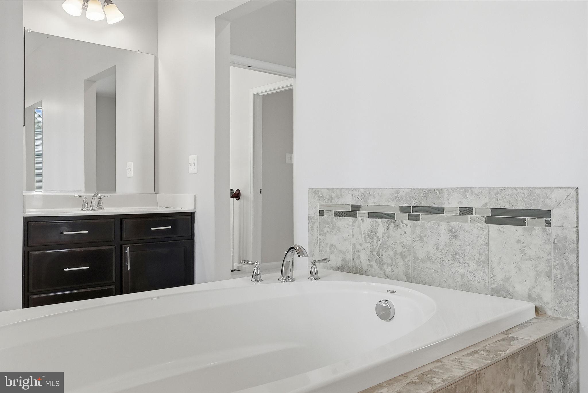 FORT WASHINGTON ACRES-PL - Residential