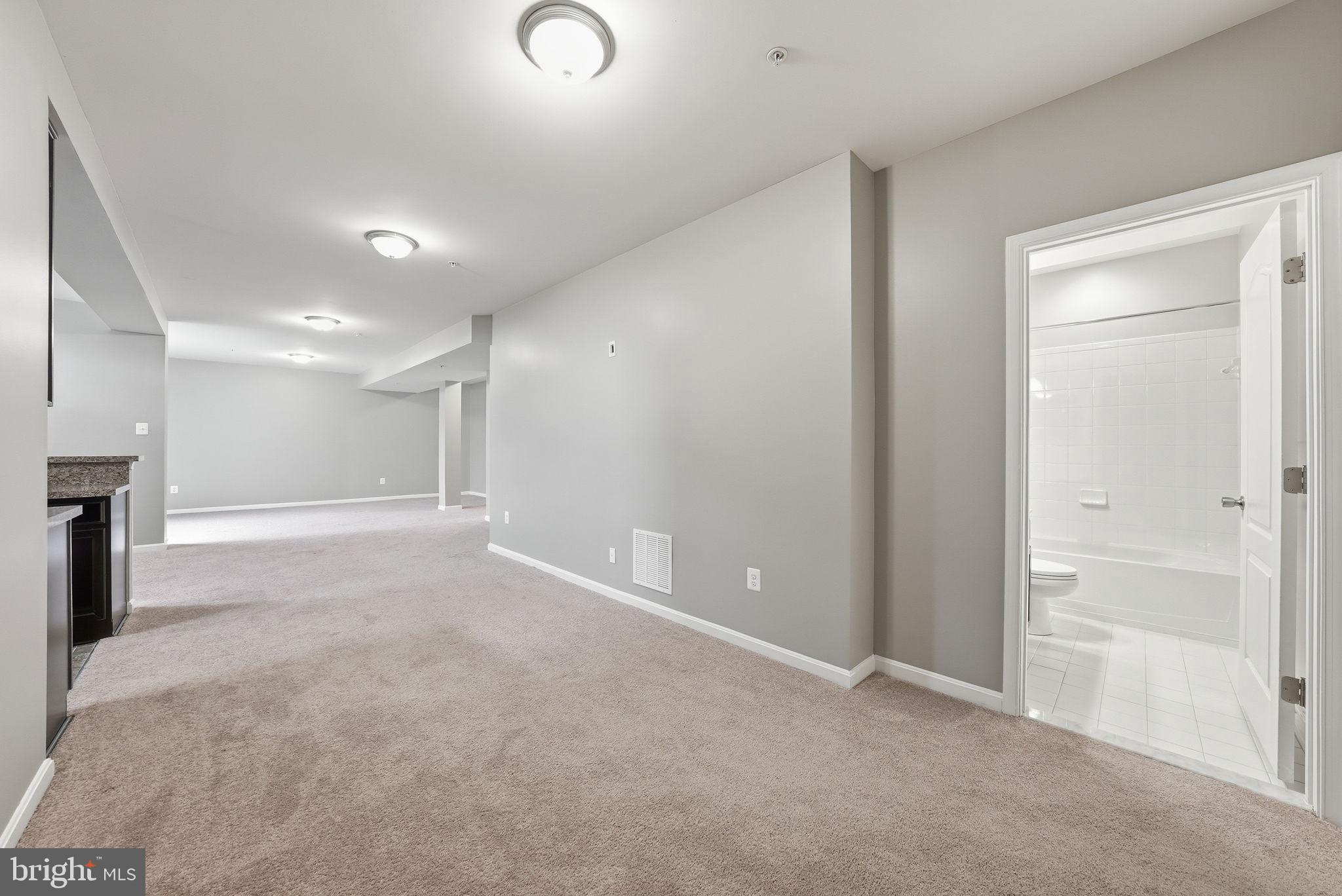 FORT WASHINGTON ACRES-PL - Residential