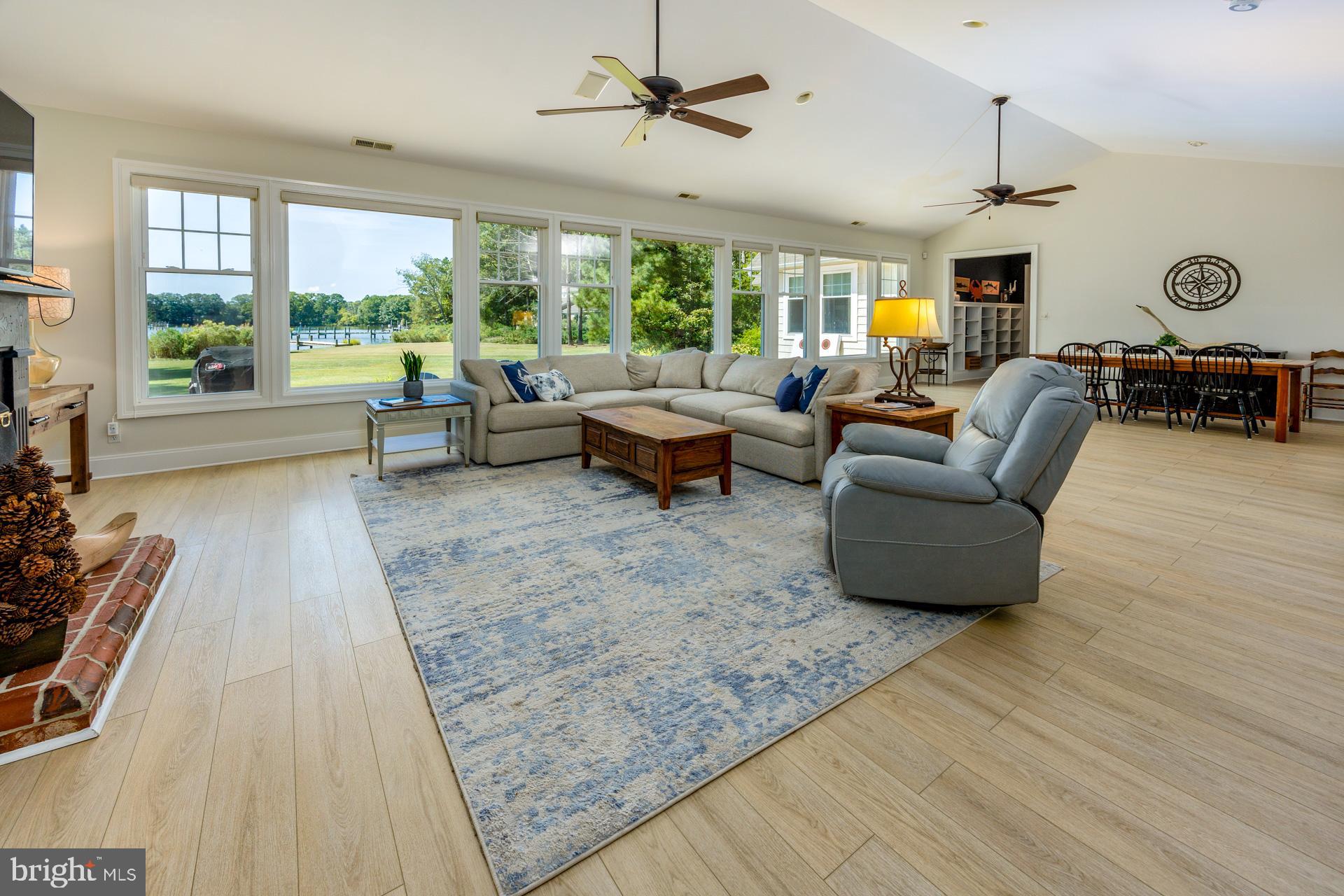 TUNIS MILLS - Residential