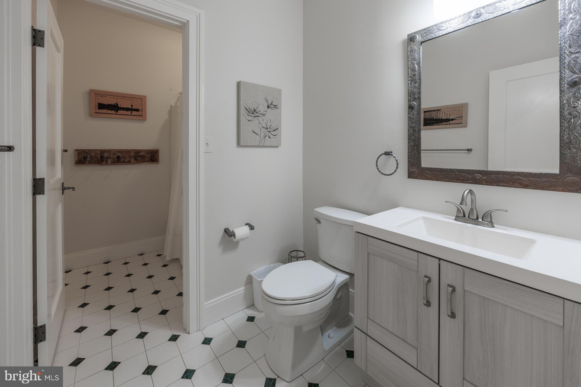 TUNIS MILLS - Residential